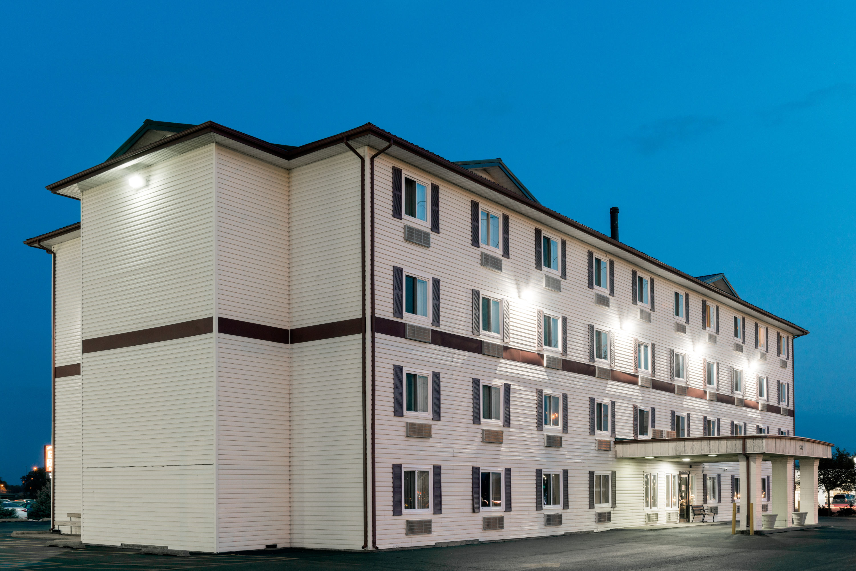 Super 8 By Wyndham Springfield East Springfield Il Hotels