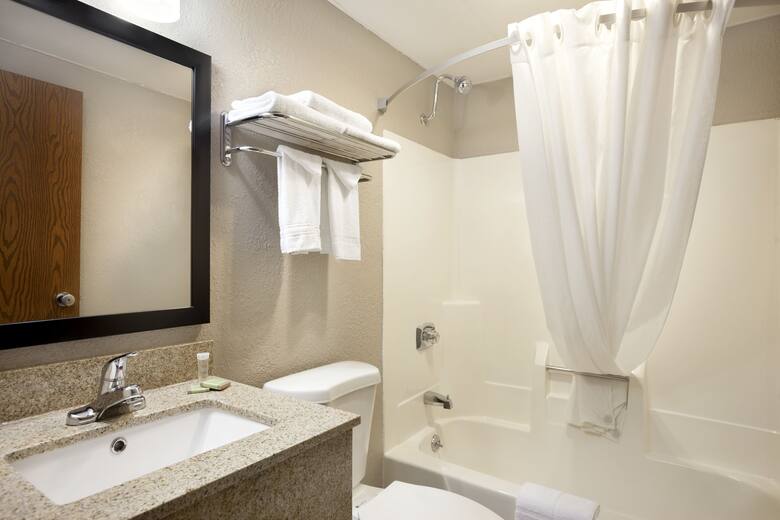 Guest room at the Super 8 Tuscola in Tuscola, Illinois
