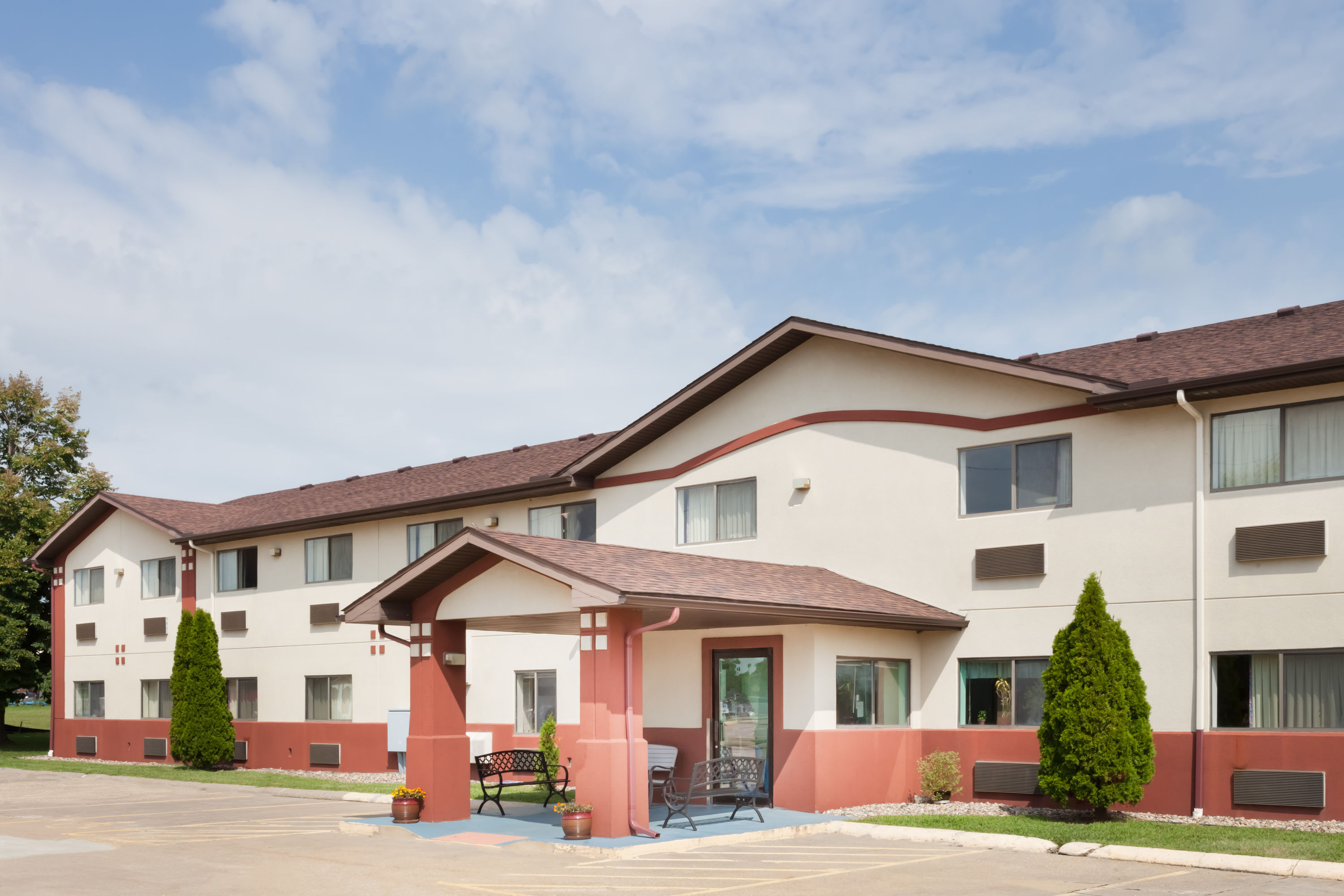 Super 8 By Wyndham Washington Peoria Area Washington Il Hotels