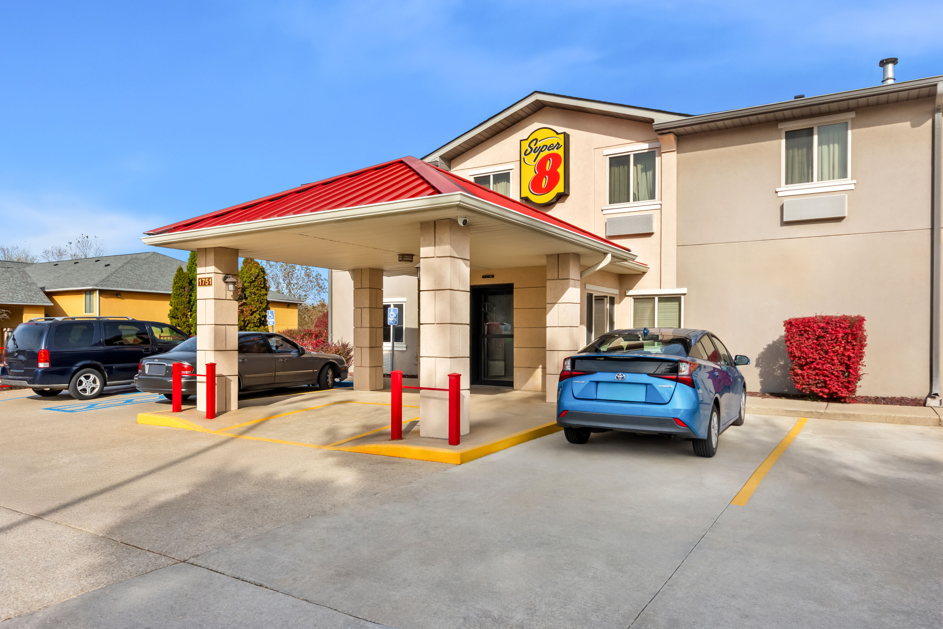 Exterior Day Image of Super 8 by Wyndham Bloomington University Area hotel in Bloomington, Indiana