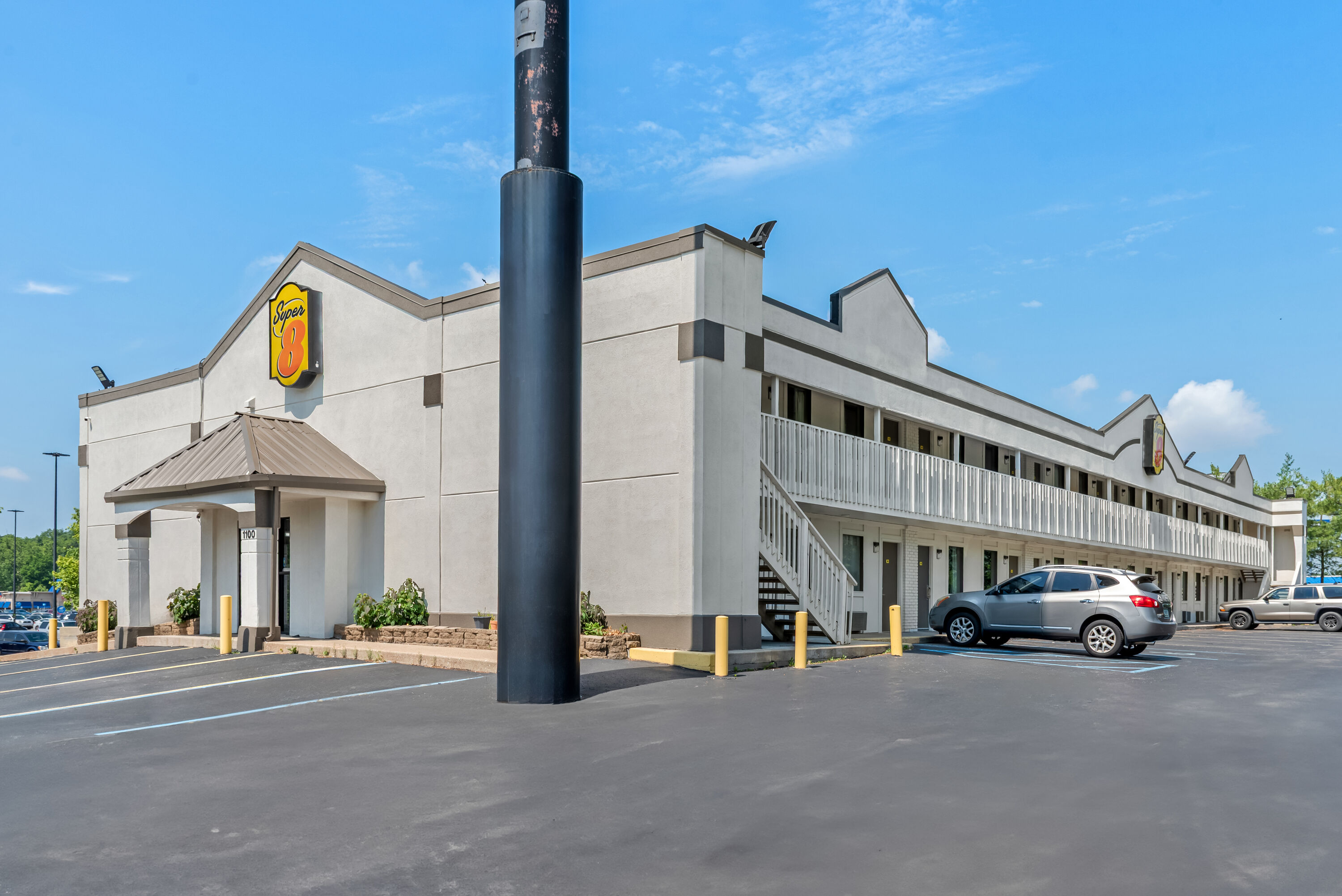 Exterior Day Image of Super 8 by Wyndham Brownsburg hotel in Brownsburg, Indiana