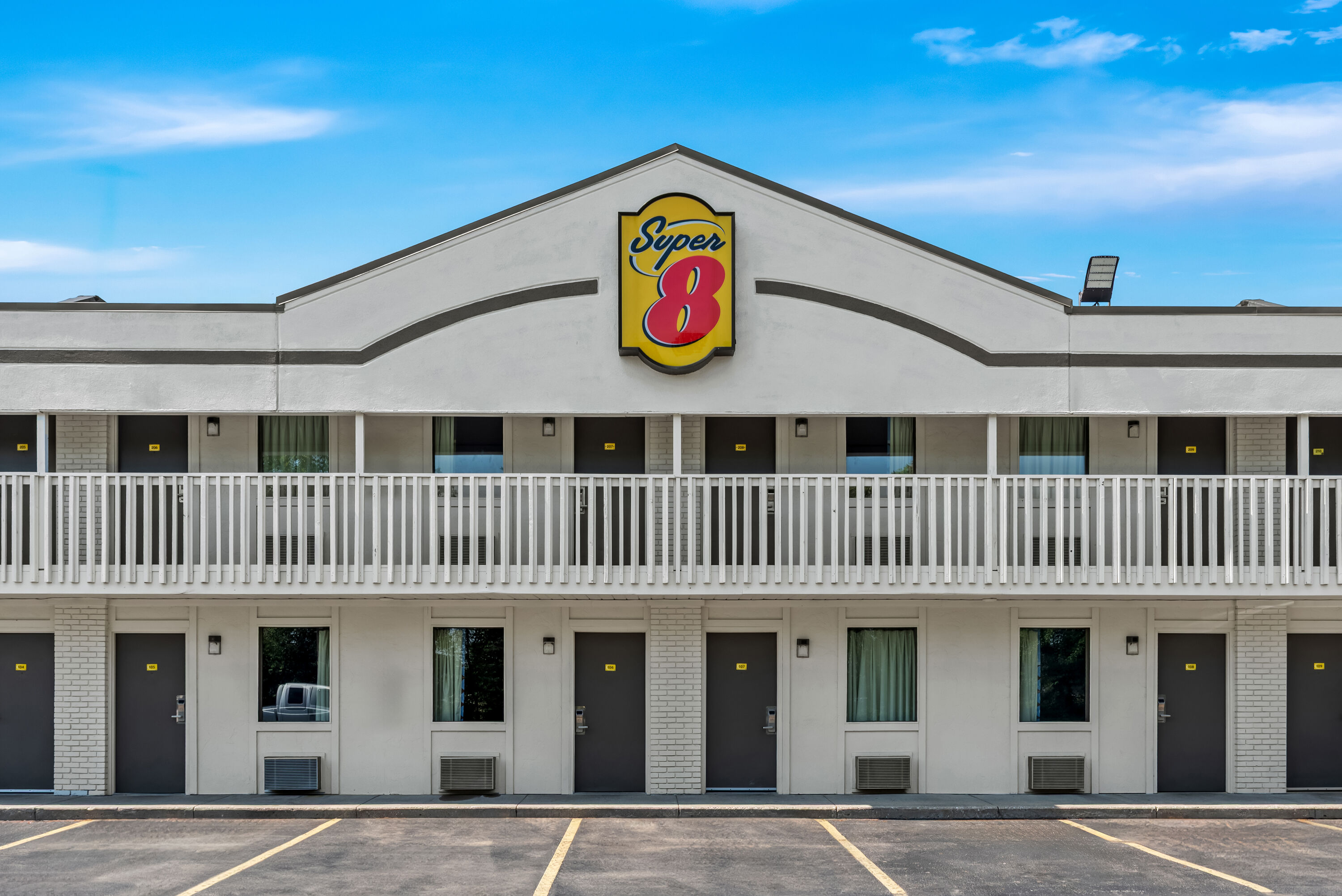 Exterior Day Image of Super 8 by Wyndham Brownsburg hotel in Brownsburg, Indiana