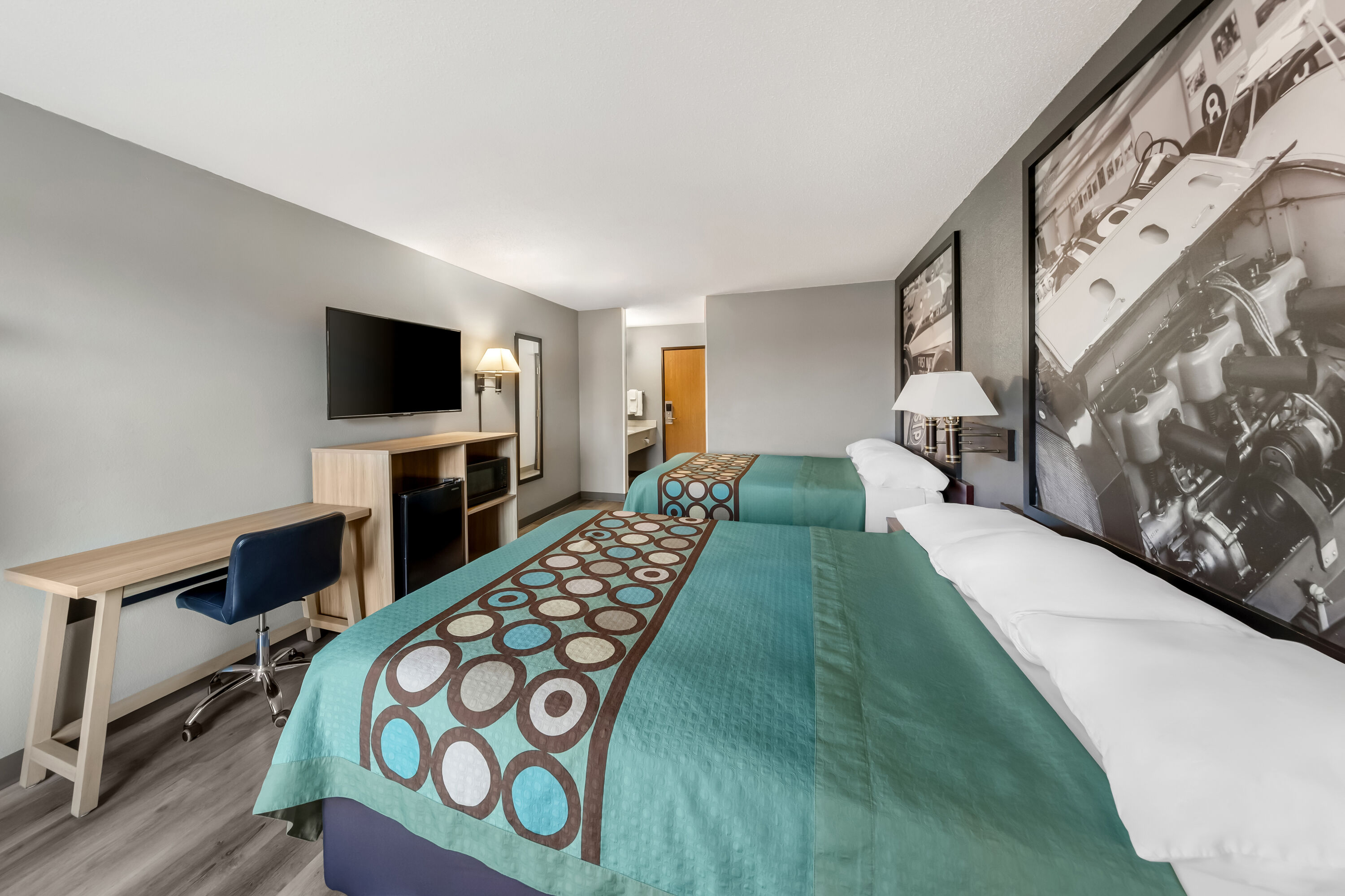 Double bed guest room at the Super 8 by Wyndham Cloverdale IN in Cloverdale, Indiana