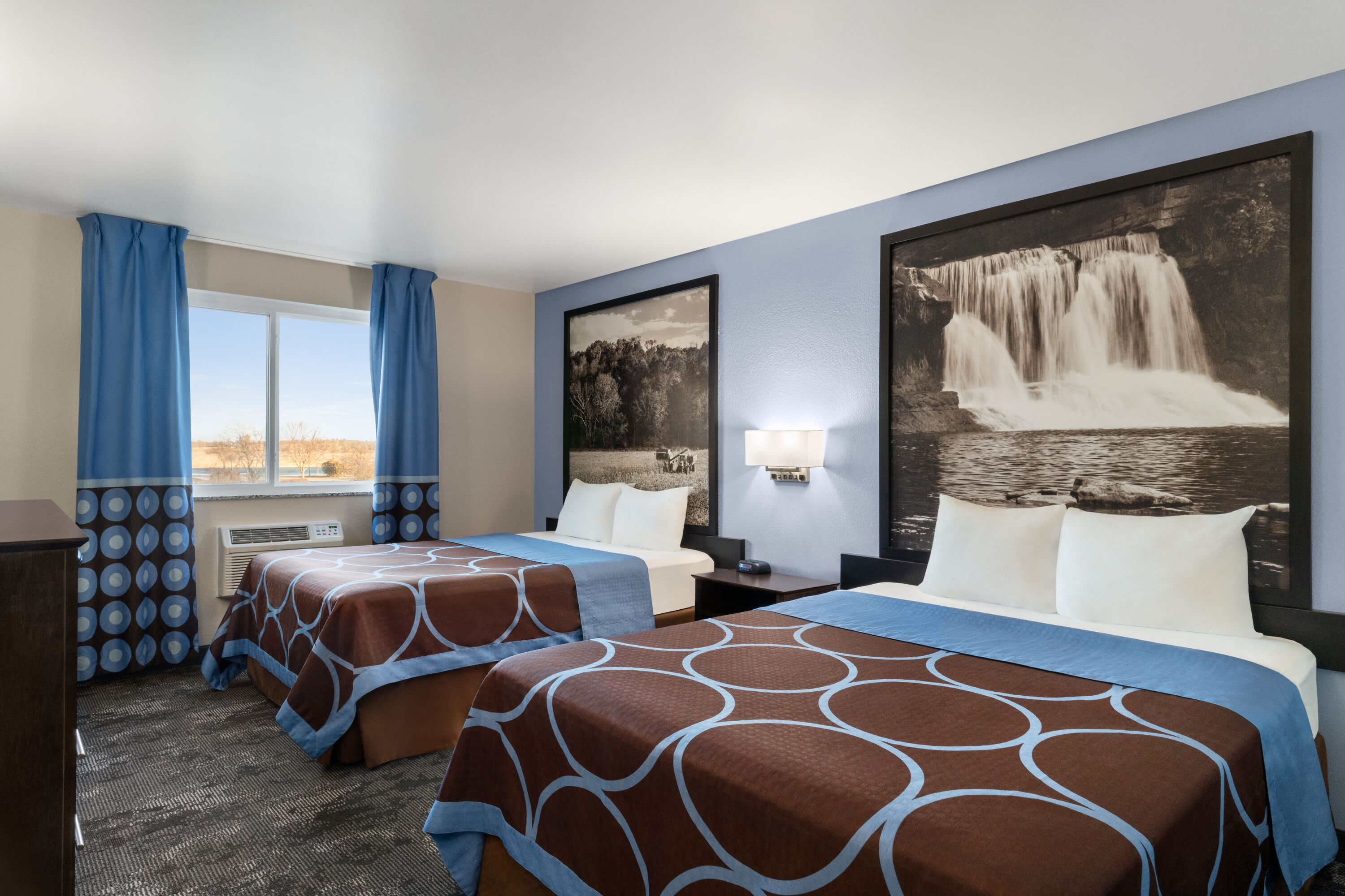Guest room at the Super 8 by Wyndham Columbus/Edinburgh in Columbus, Indiana