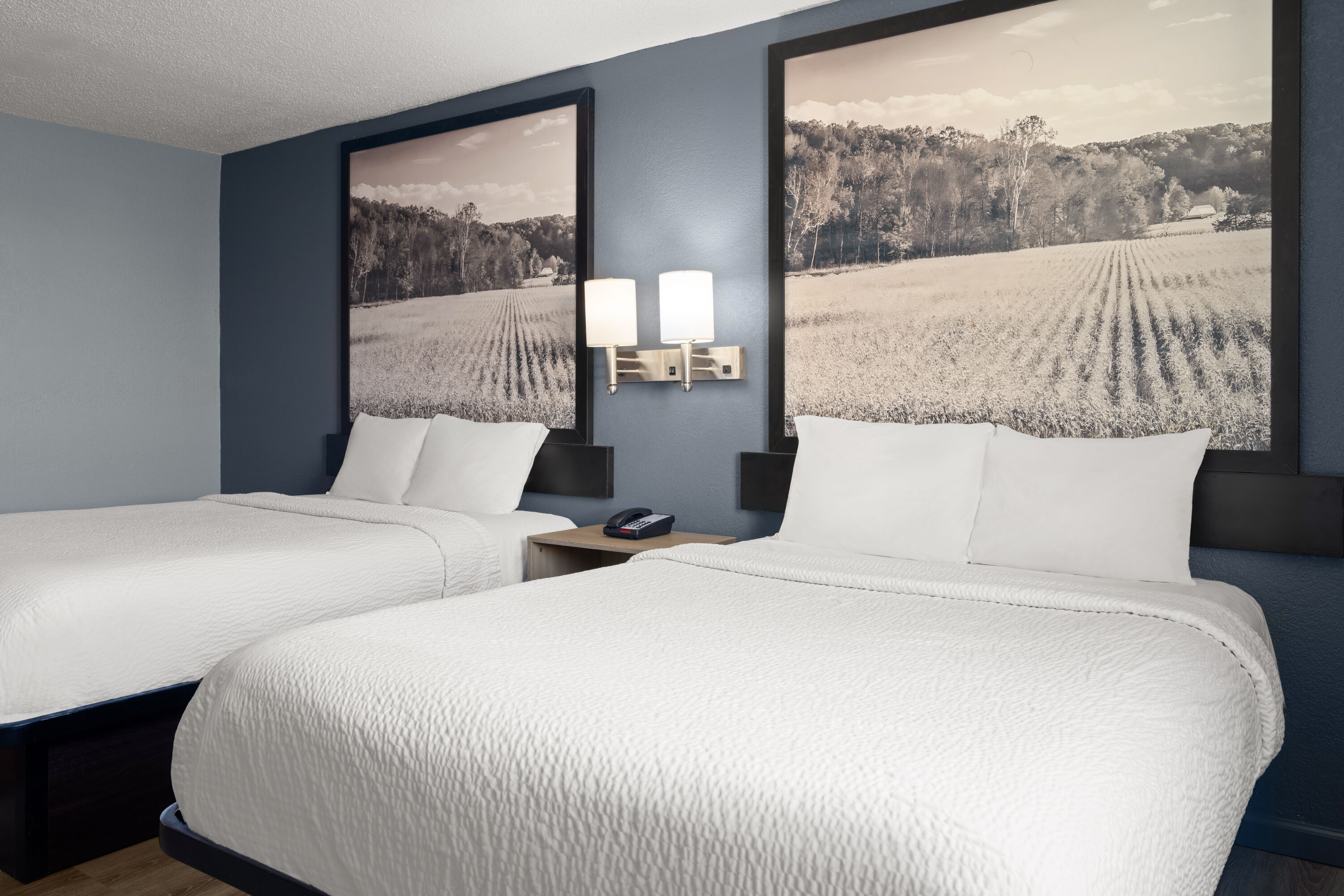 Guest room at the Super 8 by Wyndham Fort Wayne in Fort Wayne, Indiana