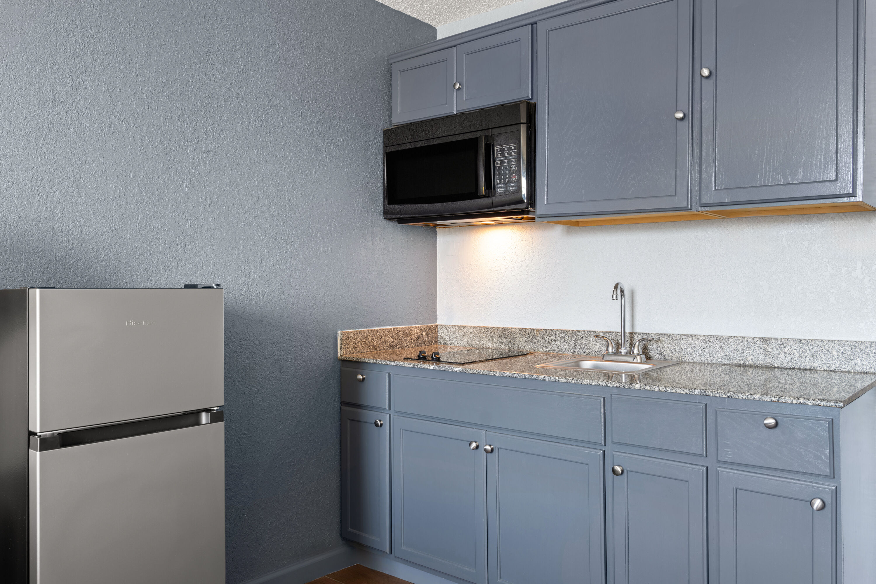 Guest room at the Super 8 by Wyndham Fort Wayne in Fort Wayne, Indiana