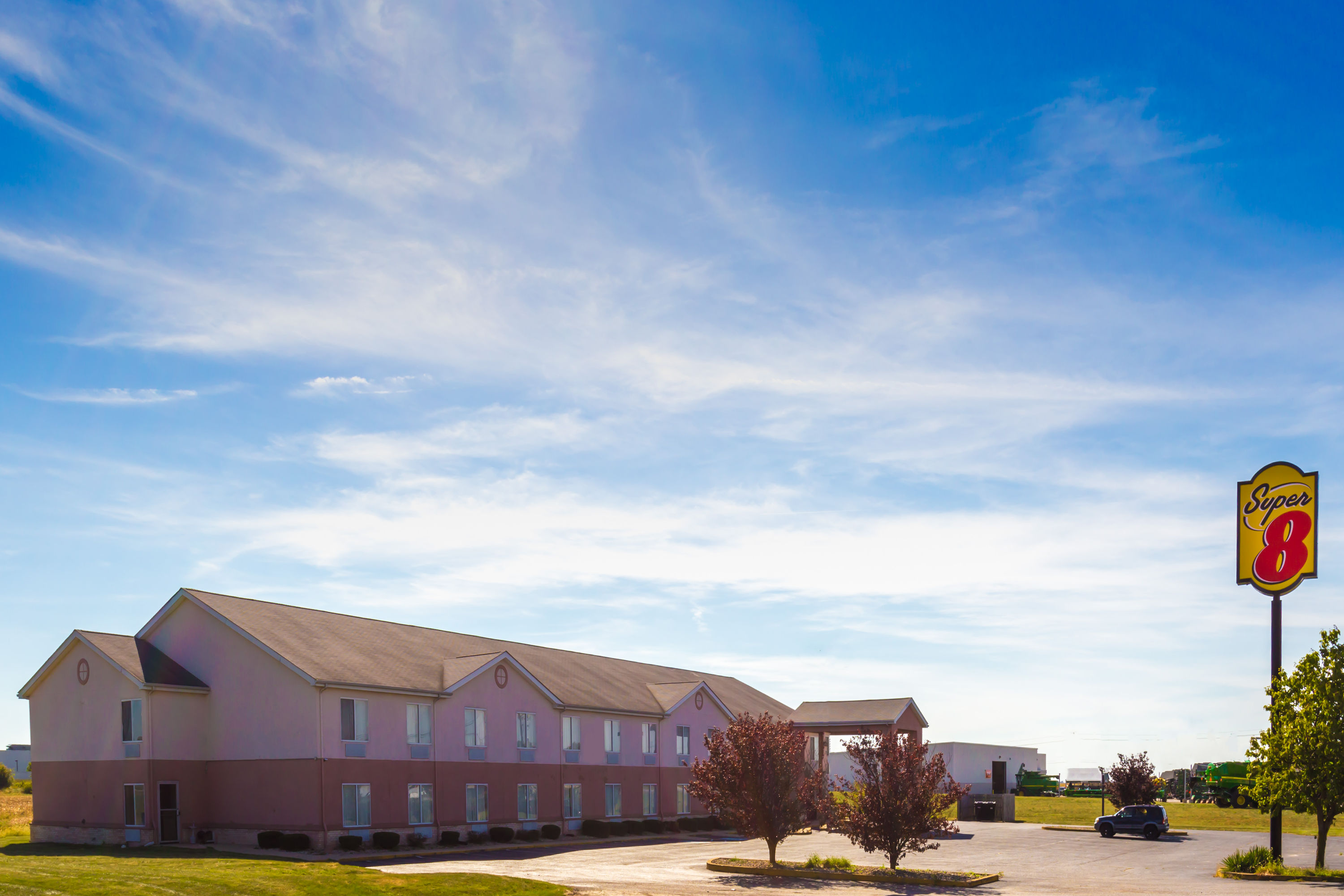 Exterior of Super 8 by Wyndham Frankfort IN hotel in Frankfort, Indiana