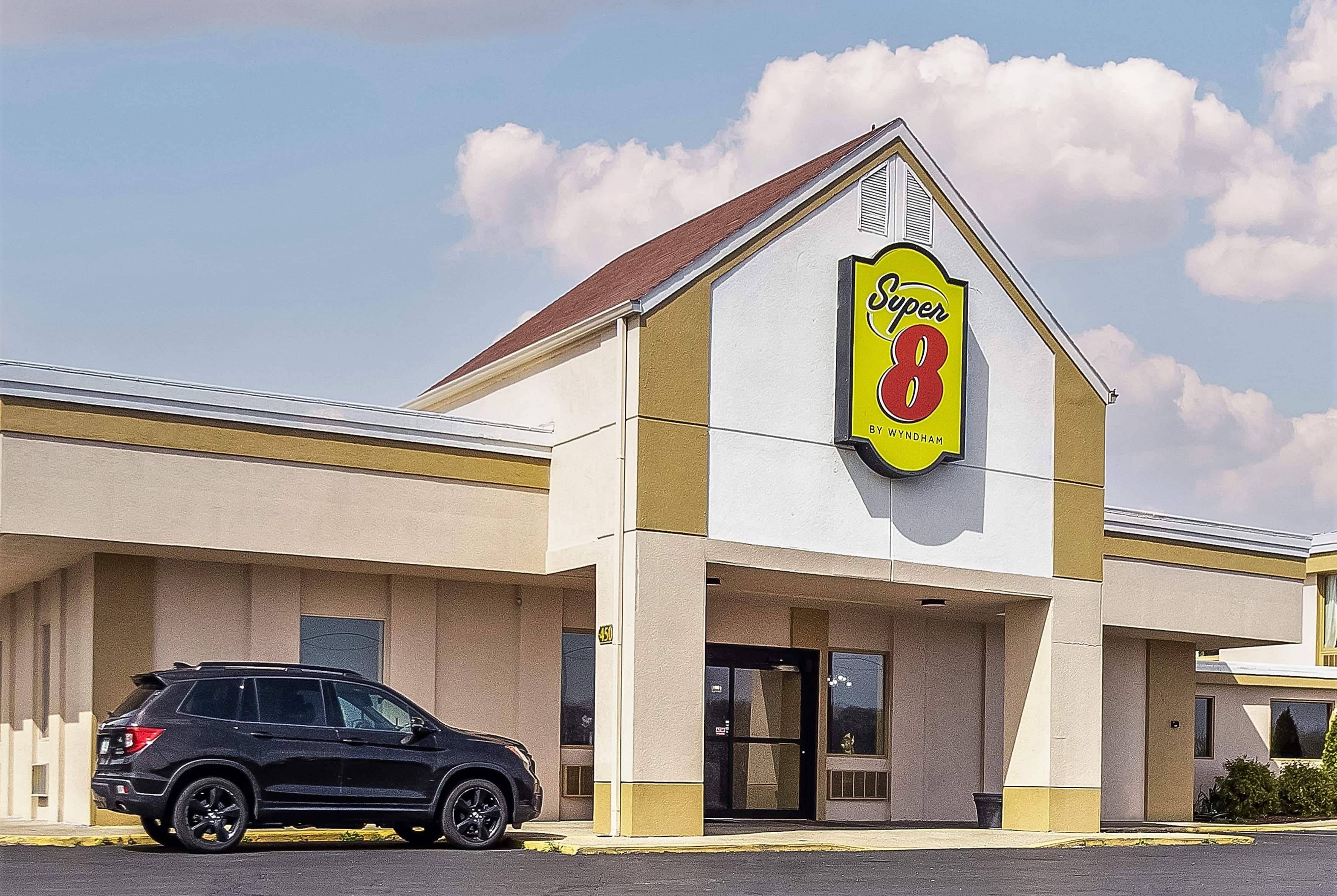 Super 8 by Wyndham Indianapolis South Indianapolis IN Hotels