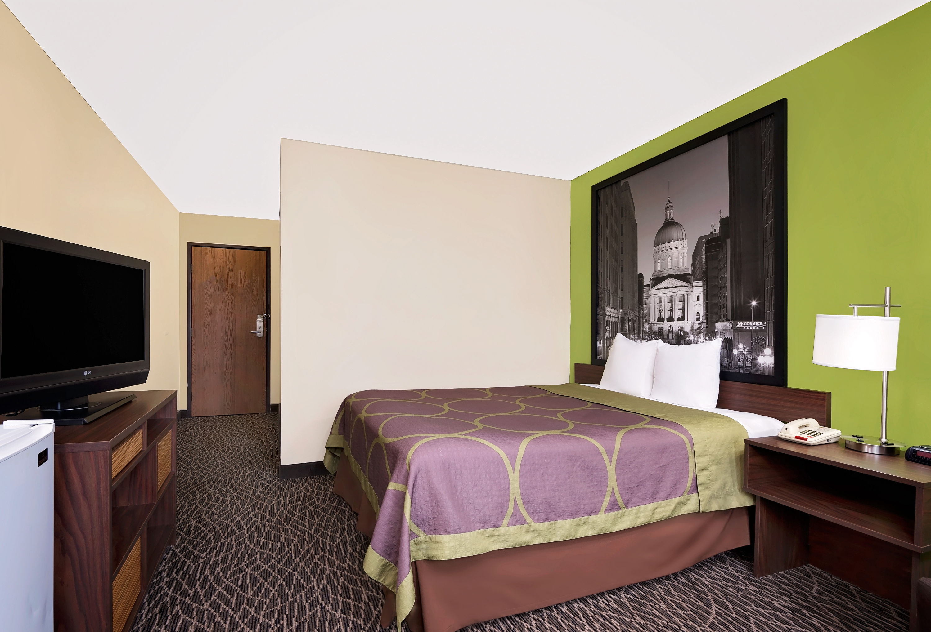 Guest room at the Super 8 by Wyndham Muncie/Ball St. College Area in Muncie, Indiana