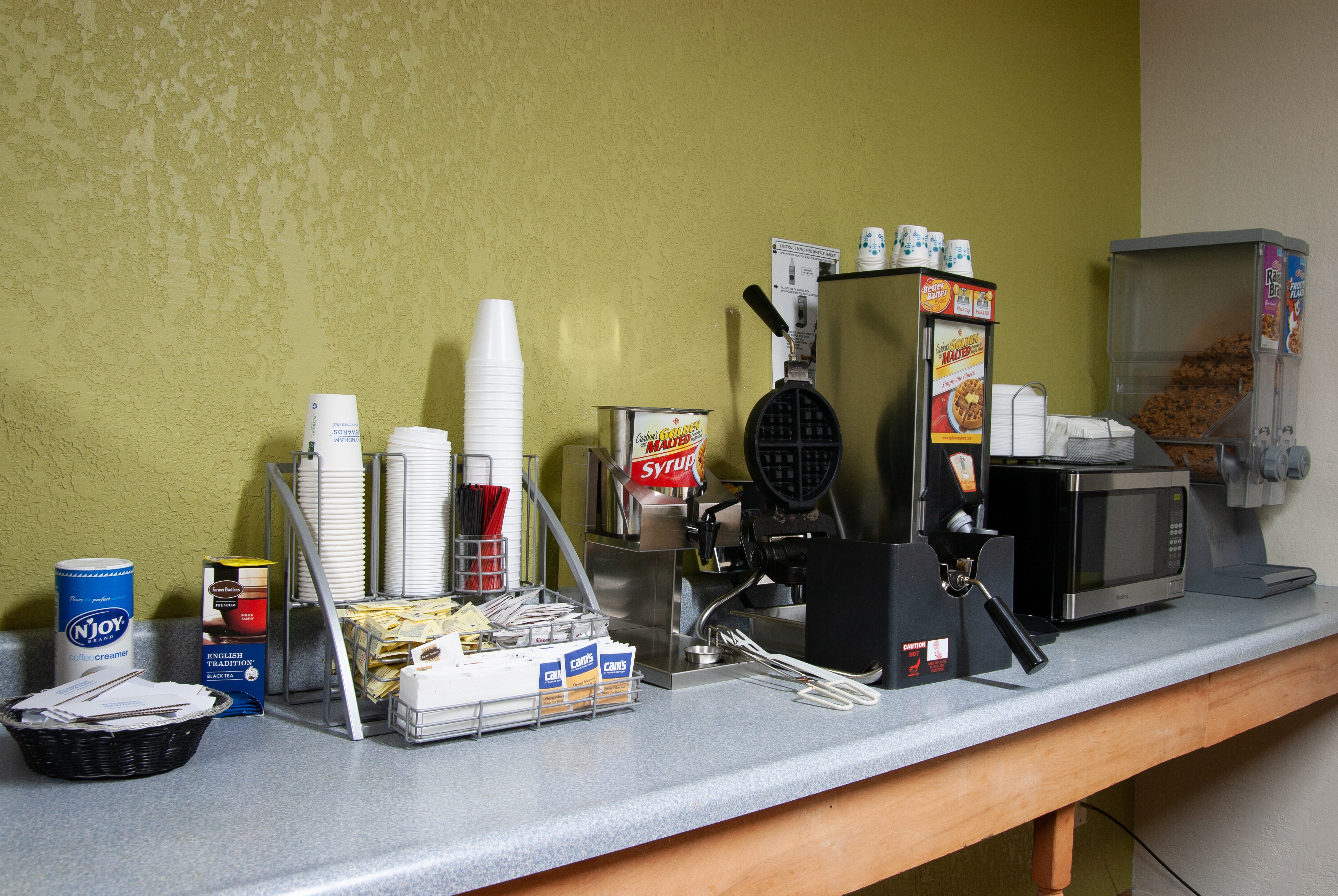 Super 8 by Wyndham Arkansas City KS restaurant in Arkansas City, Kansas