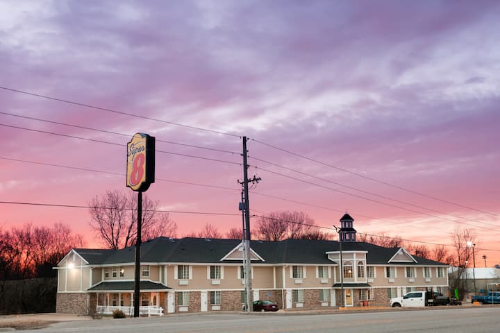 closest casino to arkansas city ks