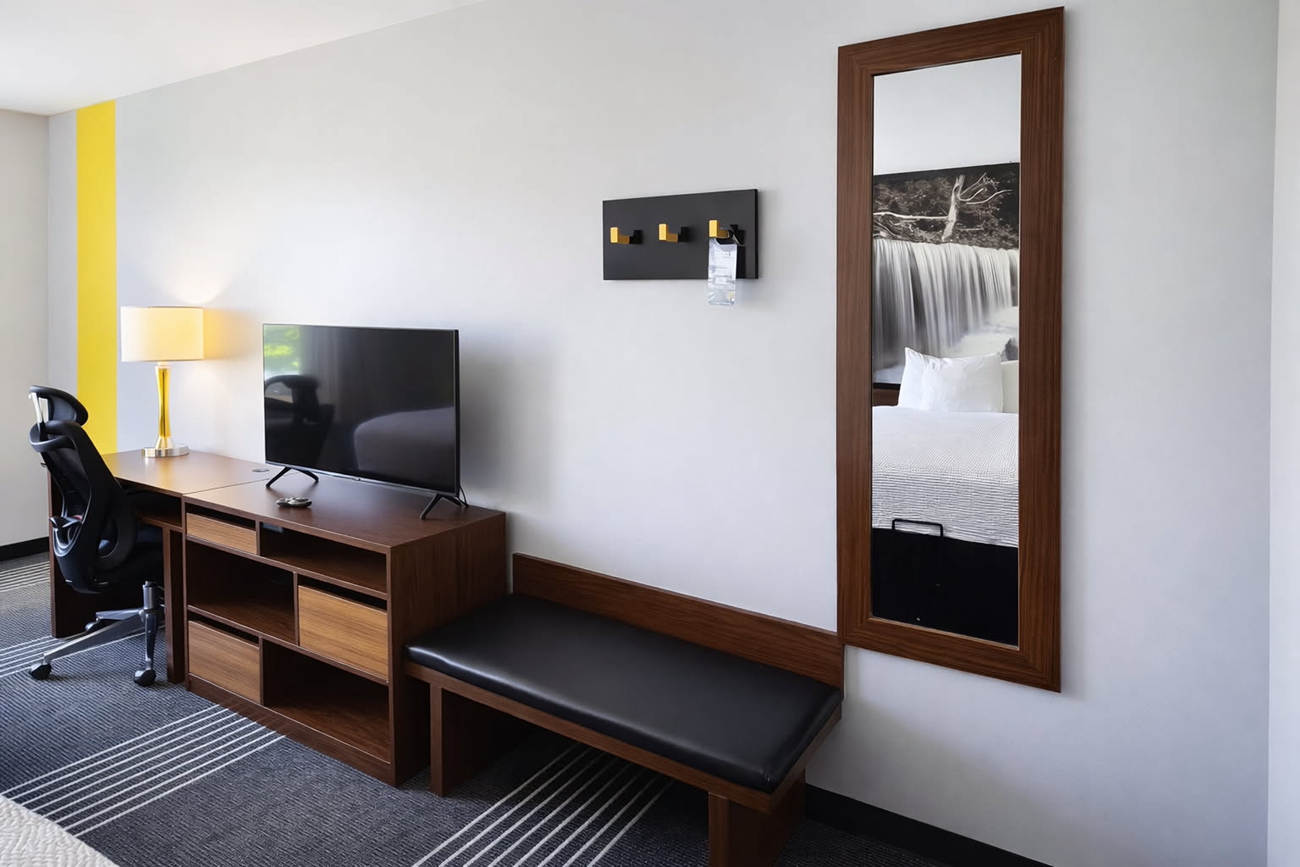 Guest room feature at the Super 8 by Wyndham Salina I-70 in Salina, Kansas