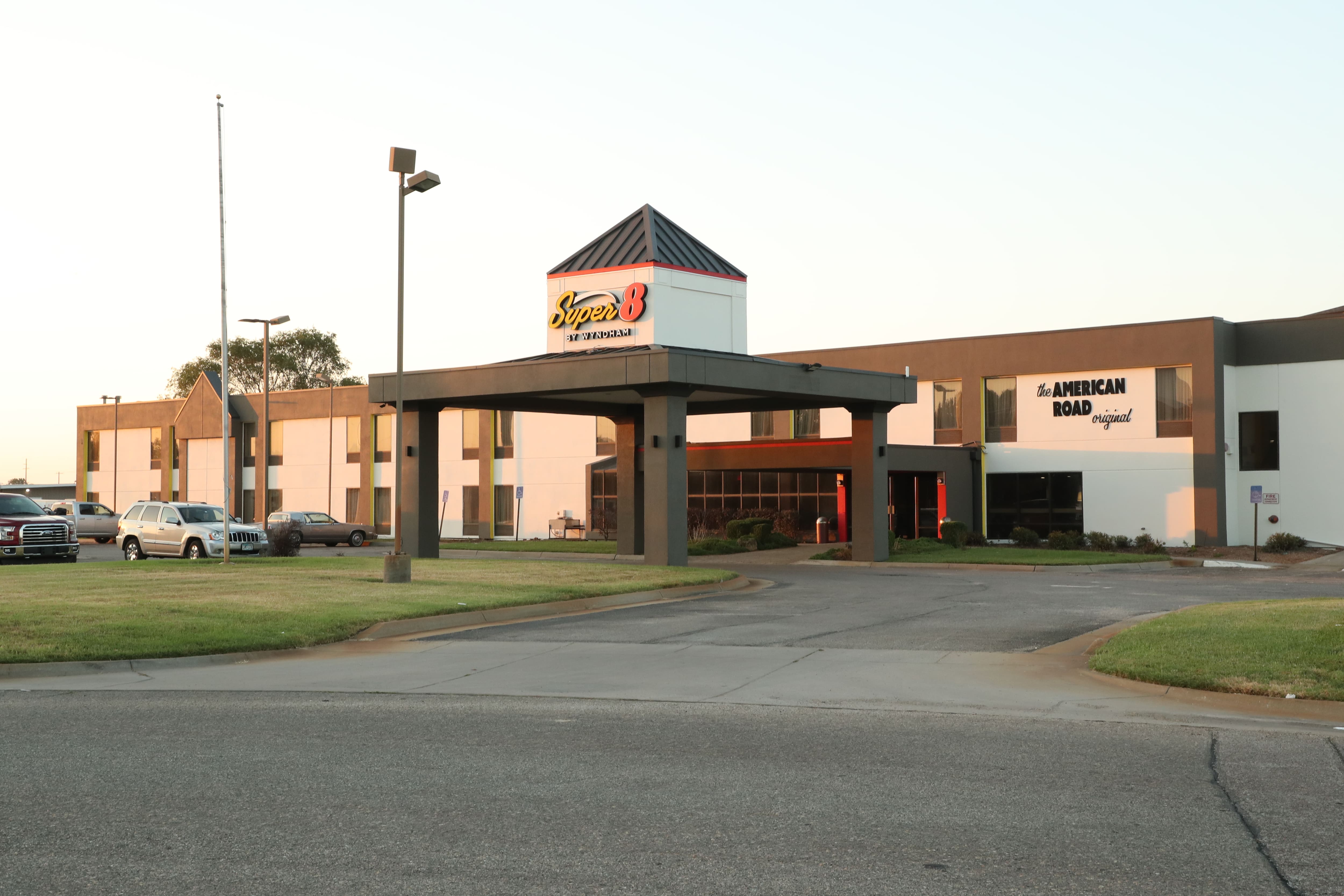 Super 8 Wichita South
