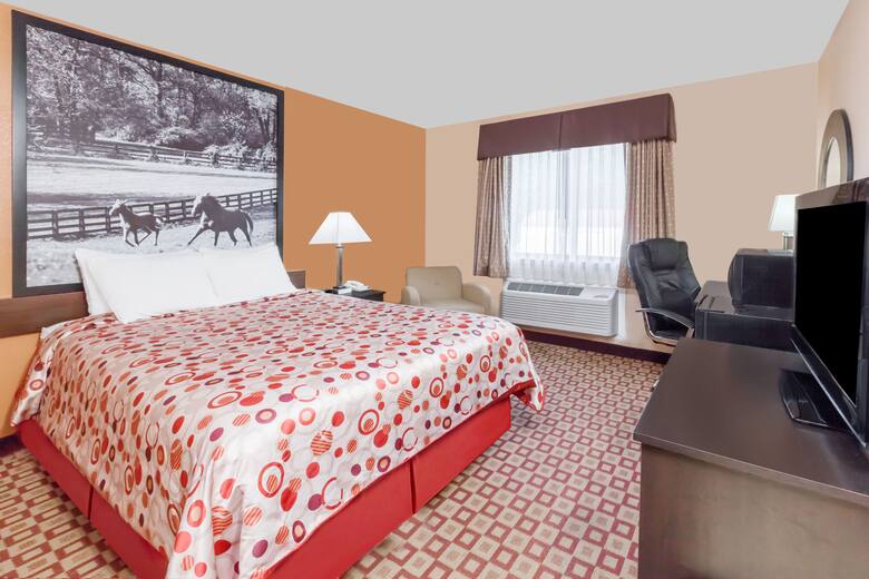 Guest room at the Super 8 Bowling Green South in Bowling Green, Kentucky