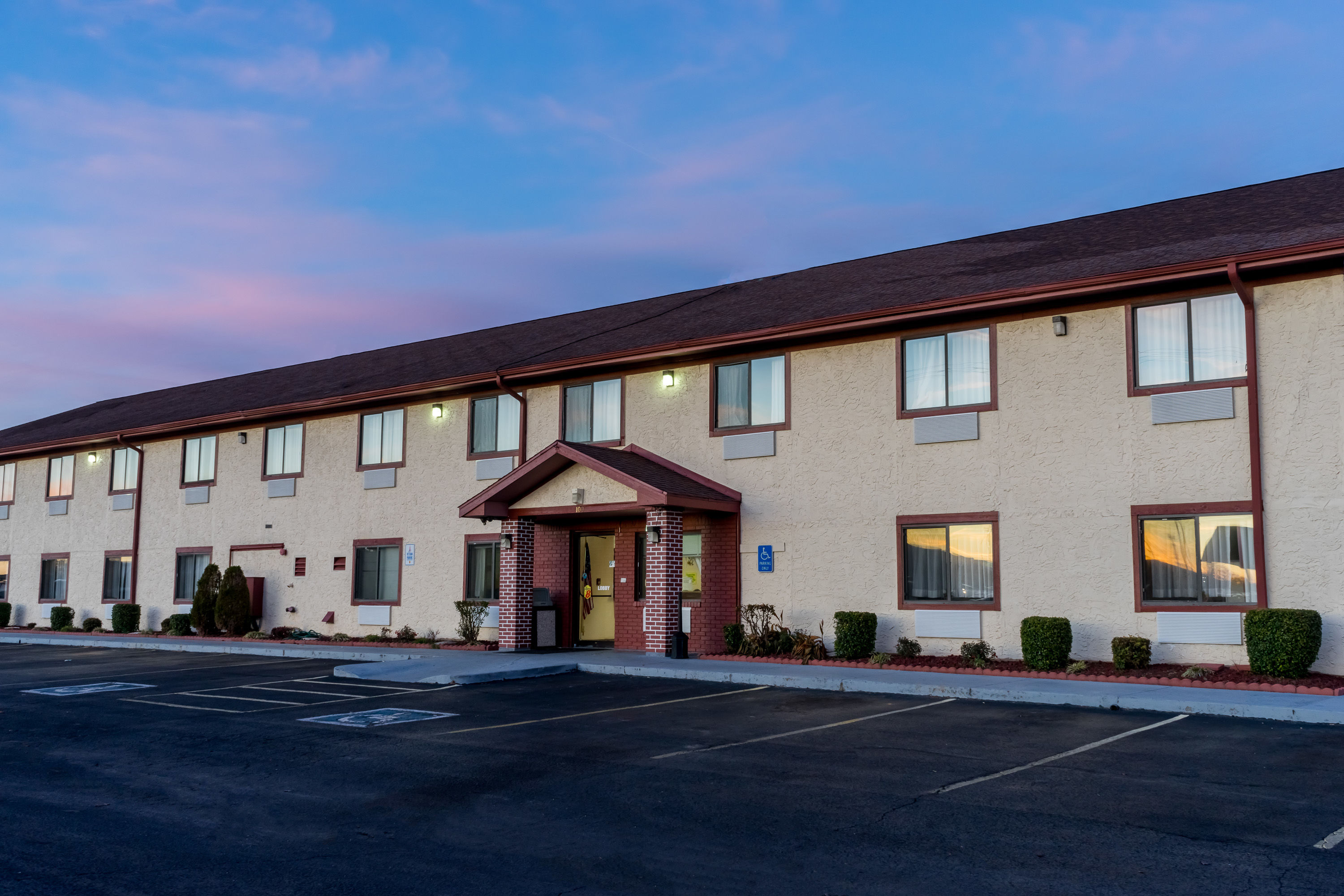 Exterior Dusk Image of Super 8 by Wyndham Campbellsville KY hotel in Campbellsville, Kentucky