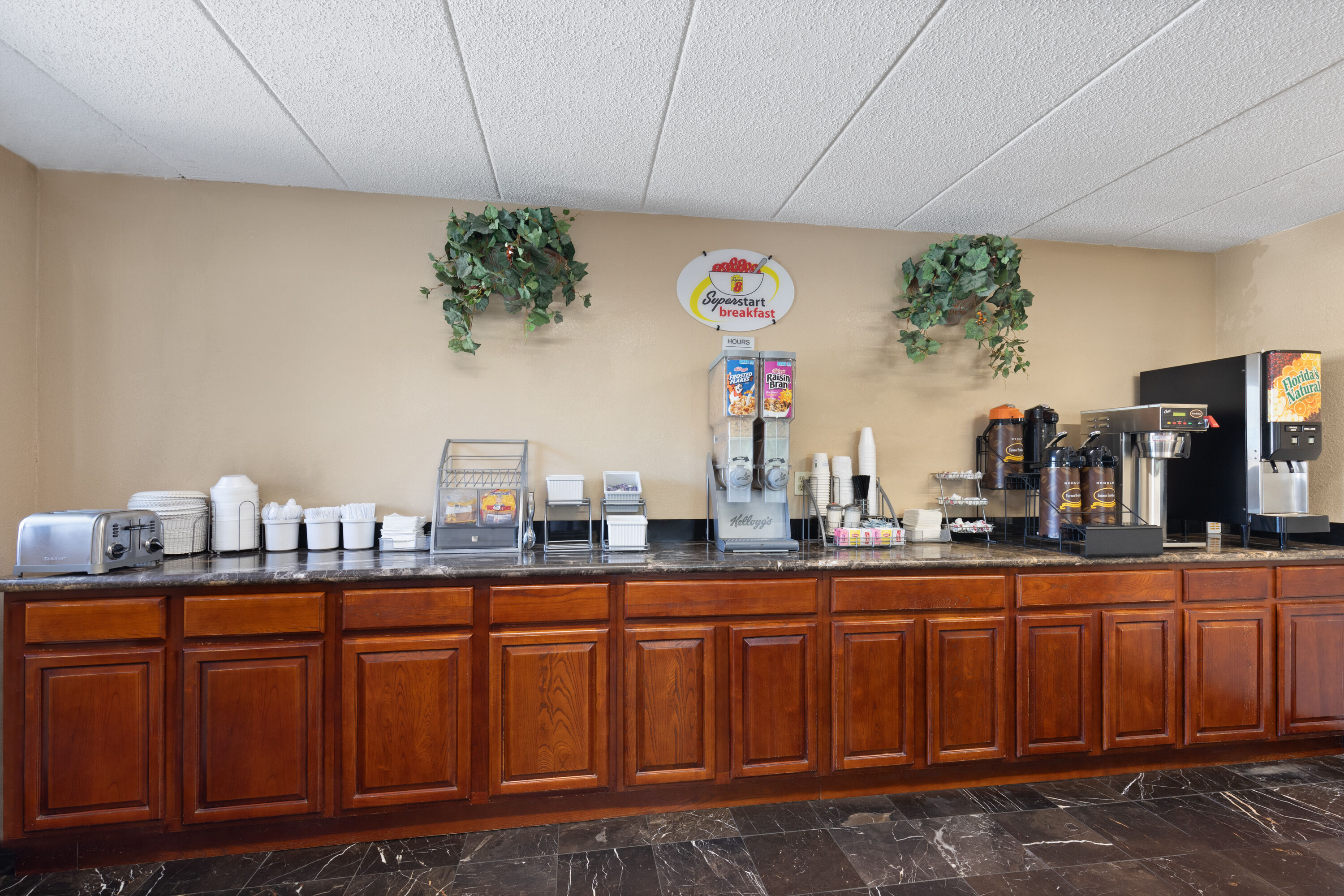Free breakfast at Super 8 by Wyndham Fort Mitchell Cincinnati Area in Fort Mitchell, Kentucky