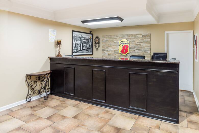 Super 8 Paducah KY hotel lobby in Paducah, Kentucky