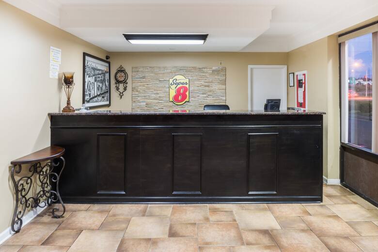 Super 8 Paducah KY hotel lobby in Paducah, Kentucky