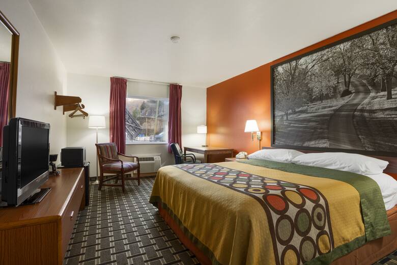 Guest room at the Super 8 Prestonsburg in Prestonsburg, Kentucky
