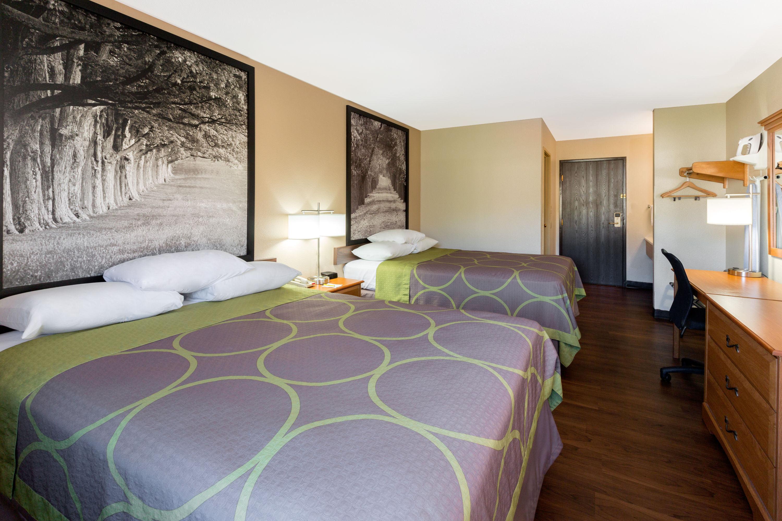 Guest room at the Super 8 by Wyndham Radcliff Ft. Knox Area in Radcliff, Kentucky