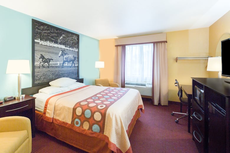 Guest room at the Super 8 Richmond in Richmond, Kentucky