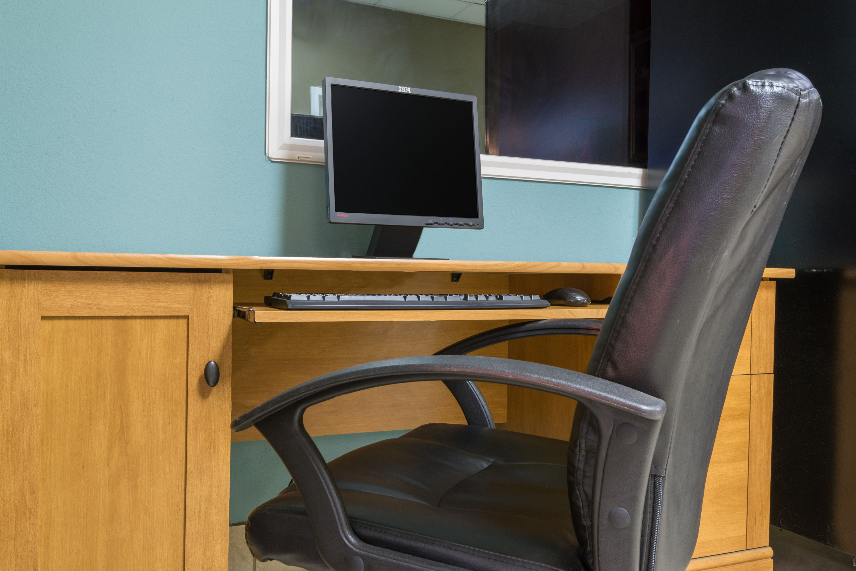 Super 8 by Wyndham Williamsburg business center in Williamsburg, Kentucky