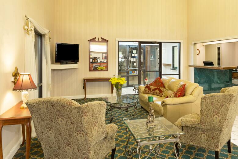 Super 8 Covington hotel lobby in Covington, Louisiana
