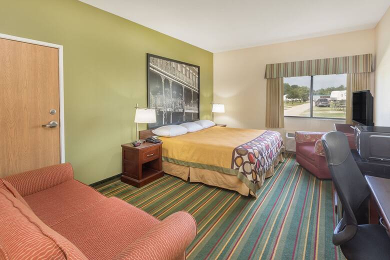 Guest room at the Super 8 Duson Lafayette West Area in Duson, Louisiana