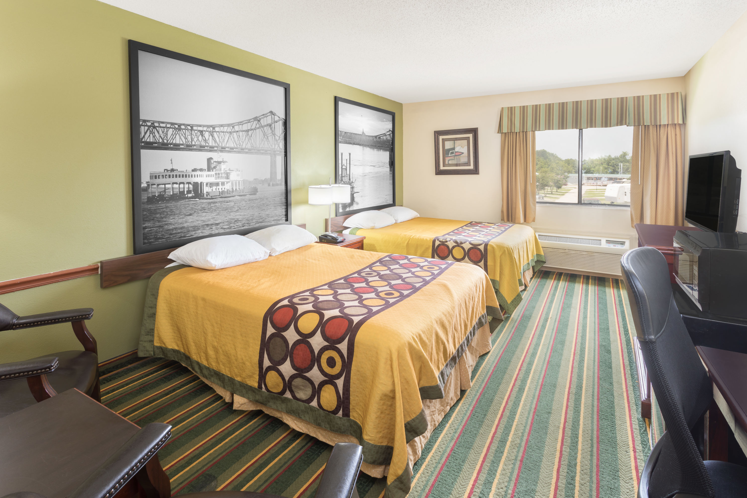 Guest room at the Super 8 by Wyndham Duson Lafayette West Area in Duson, Louisiana