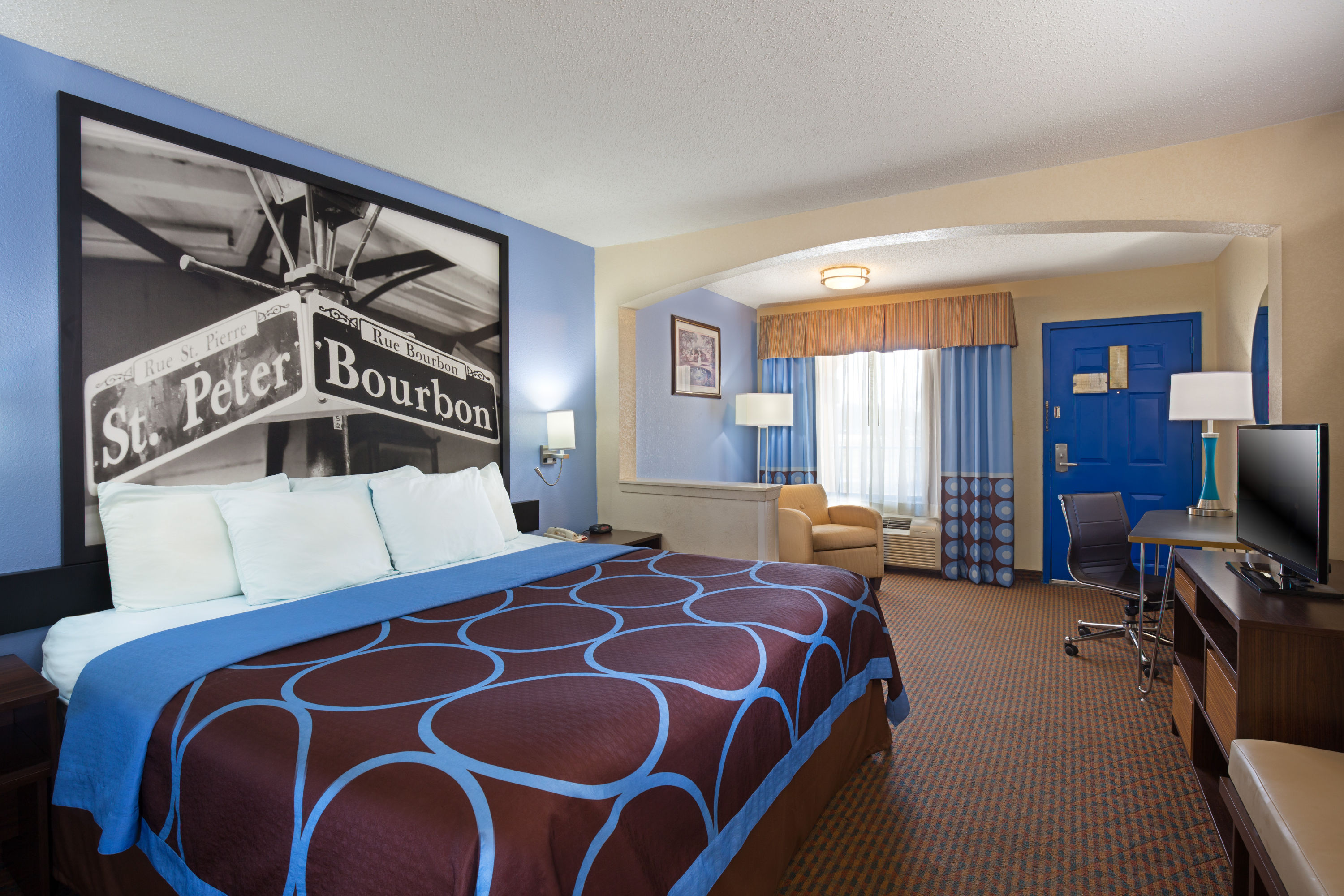 Guest room at the Super 8 by Wyndham Hammond in Hammond, Louisiana