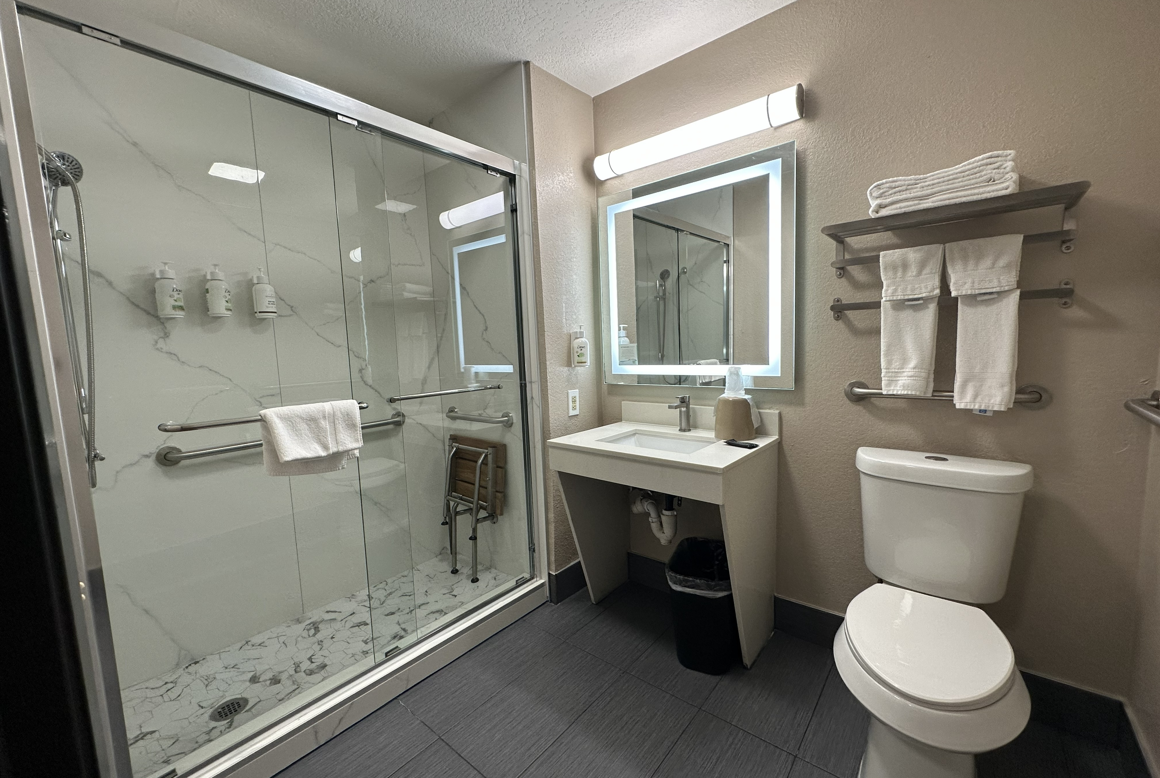 Guest room bath at the Super 8 by Wyndham Kinder/Coushatta near Casino in Kinder, Louisiana