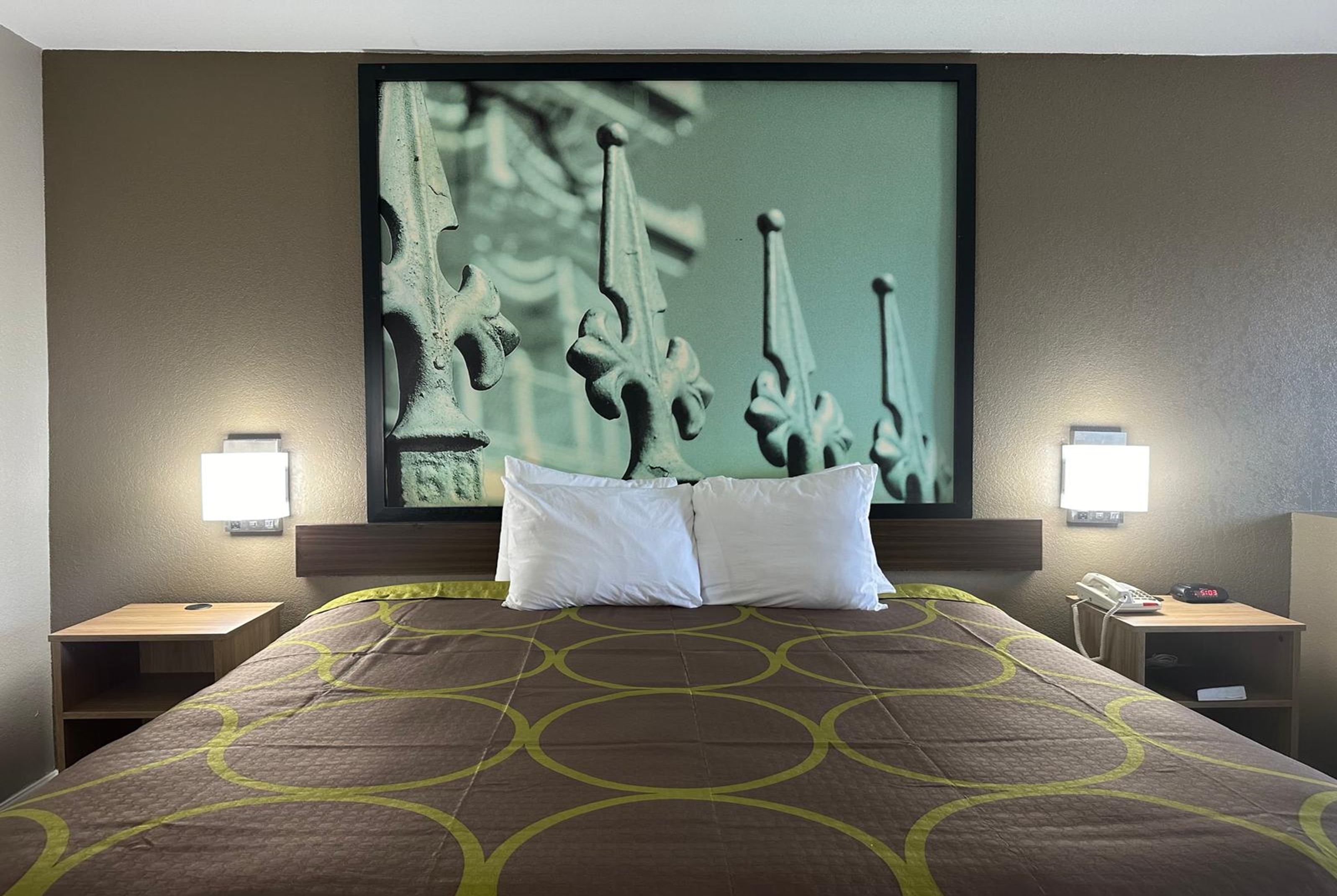 Guest room at the Super 8 by Wyndham Monroe in Monroe, Louisiana