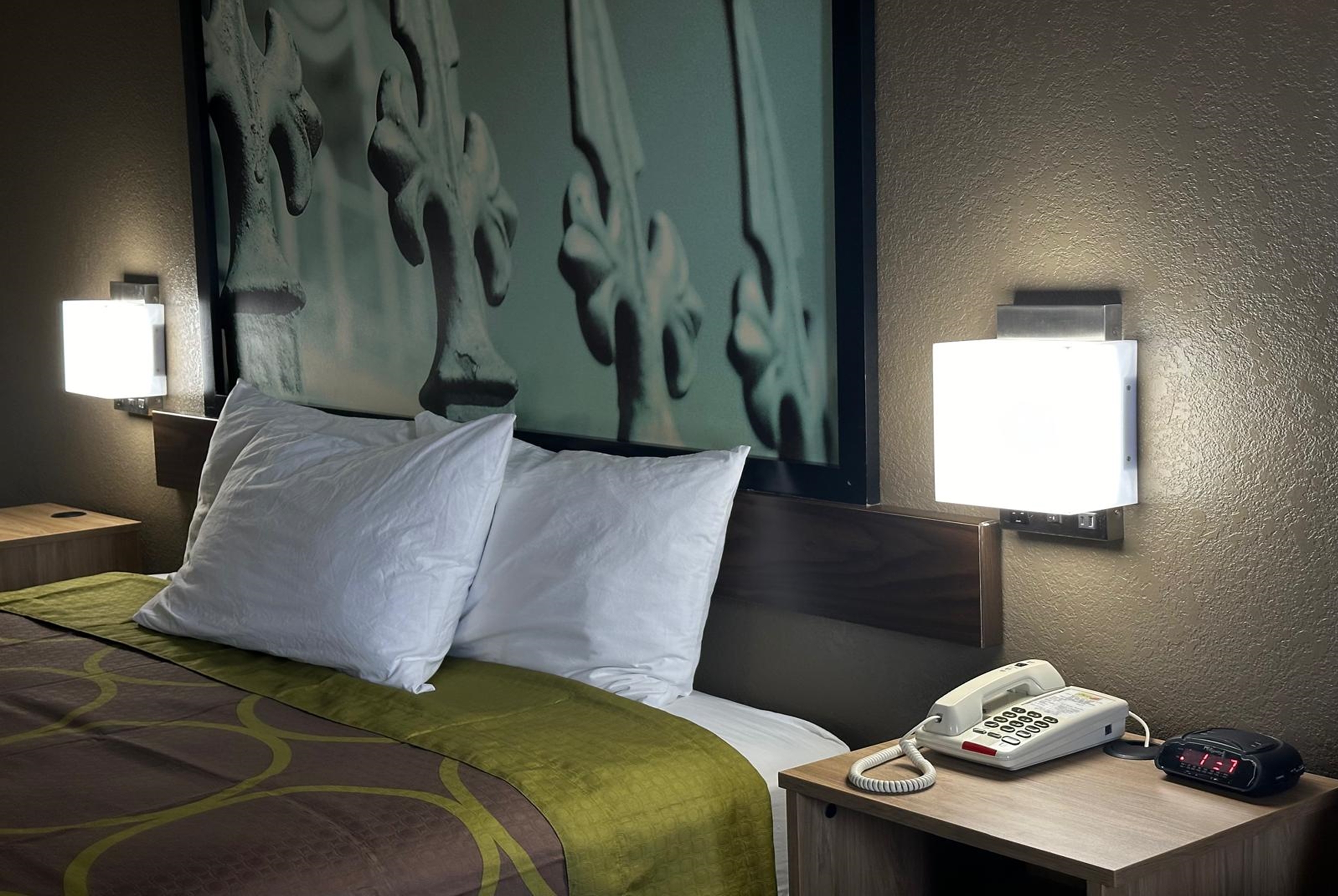 Guest room at the Super 8 by Wyndham Monroe in Monroe, Louisiana