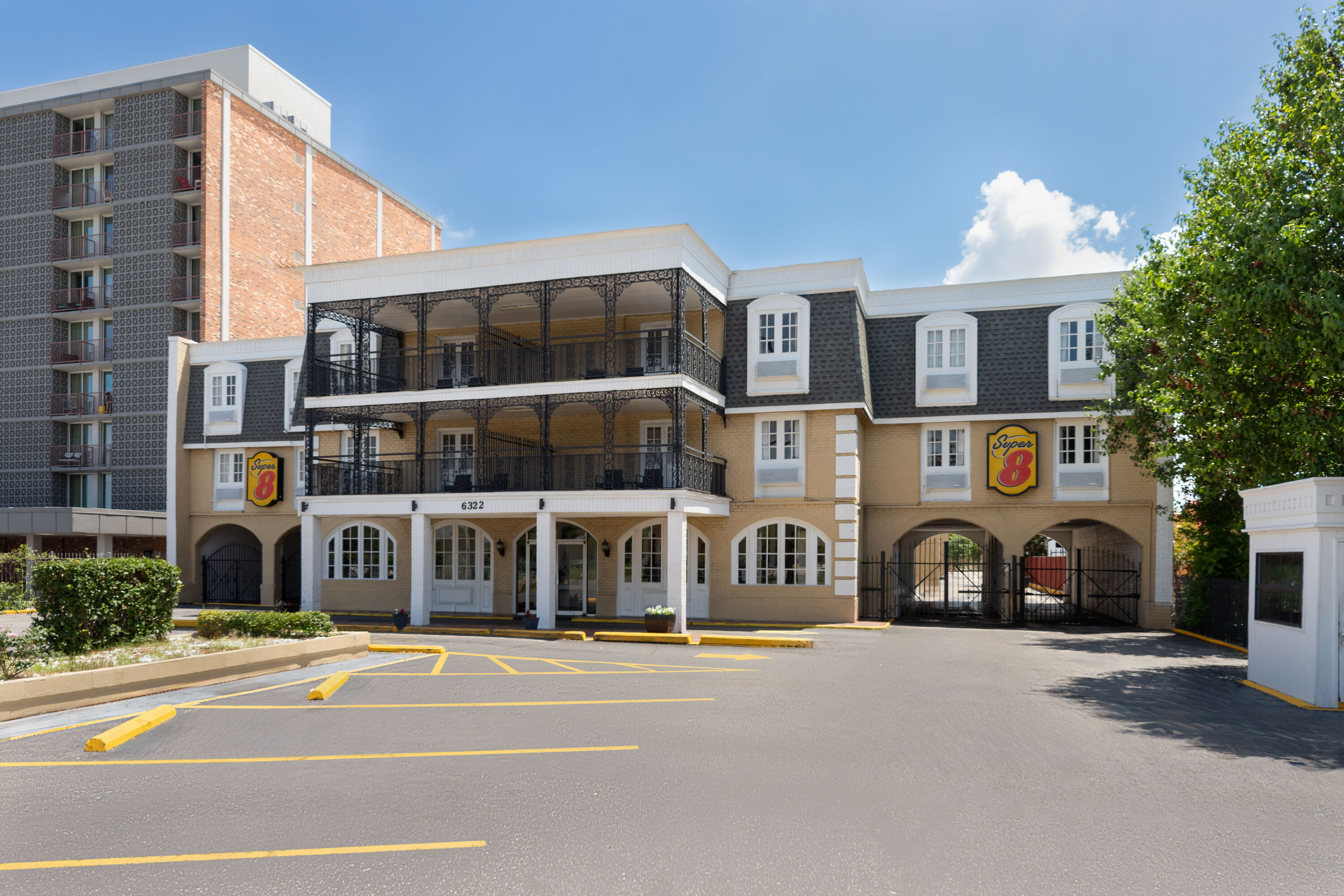 Super 8 by Wyndham New Orleans | New Orleans, LA Hotels