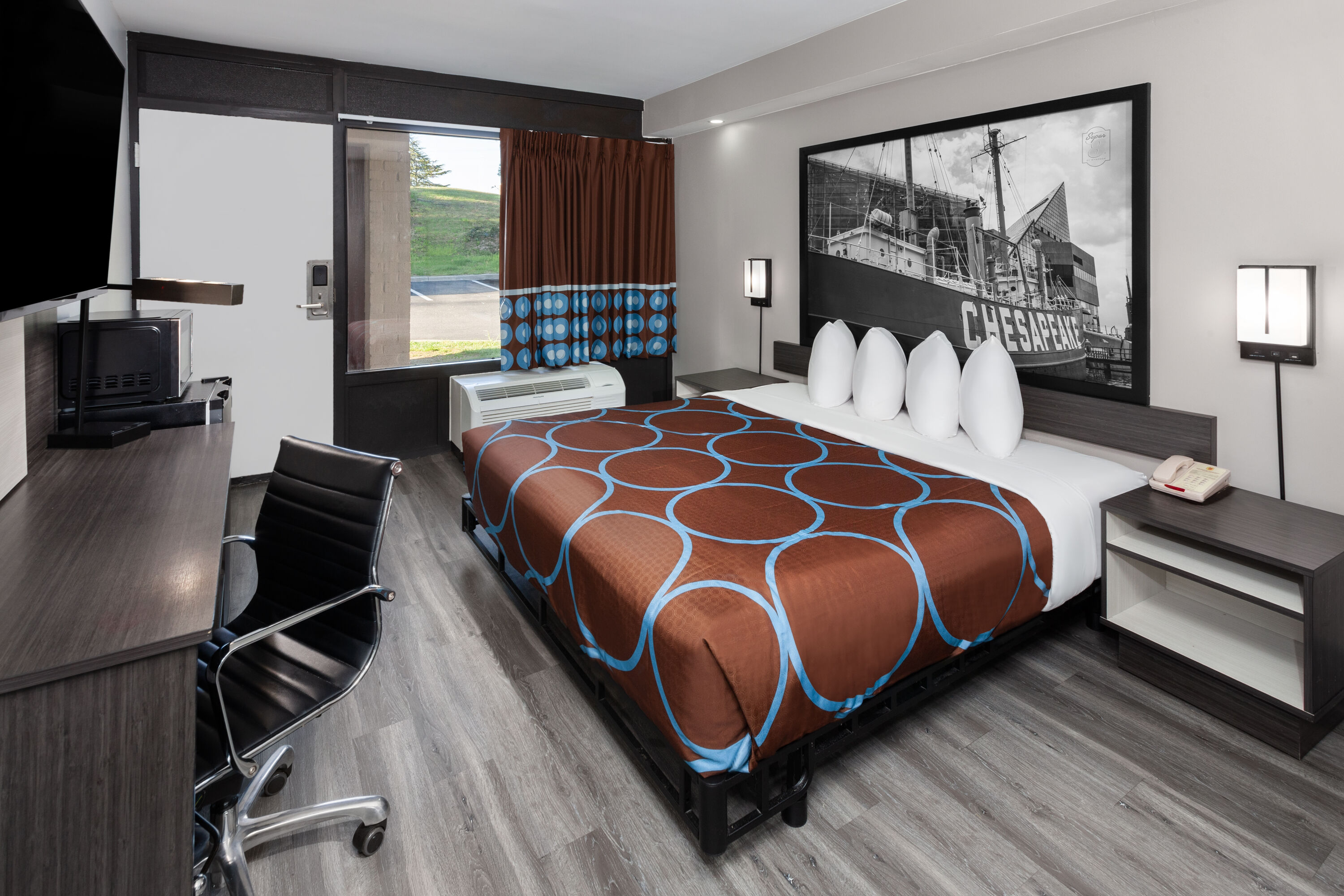 Guest room at the Super 8 by Wyndham Baltimore Northwest in Baltimore, Maryland