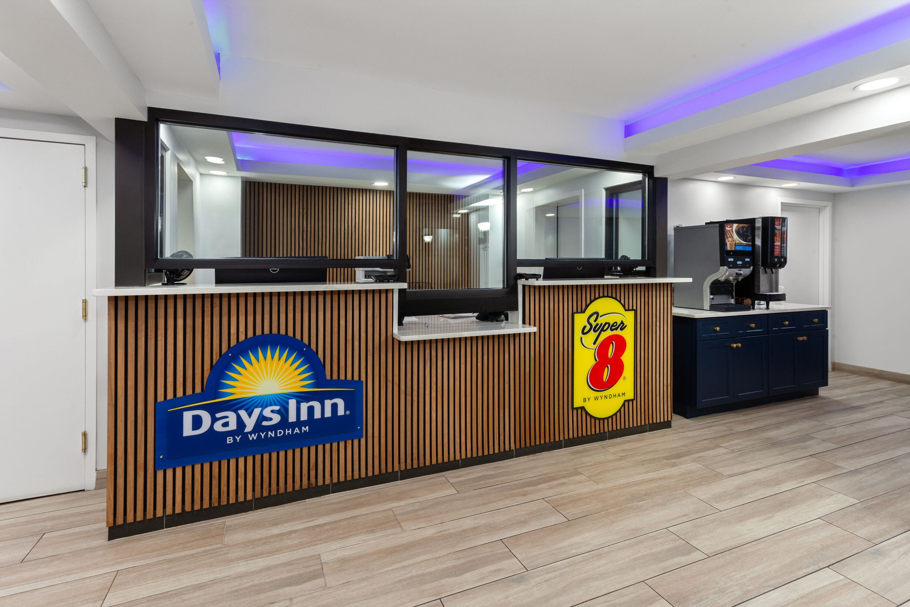 Super 8 by Wyndham Baltimore Northwest reception in Baltimore, Maryland