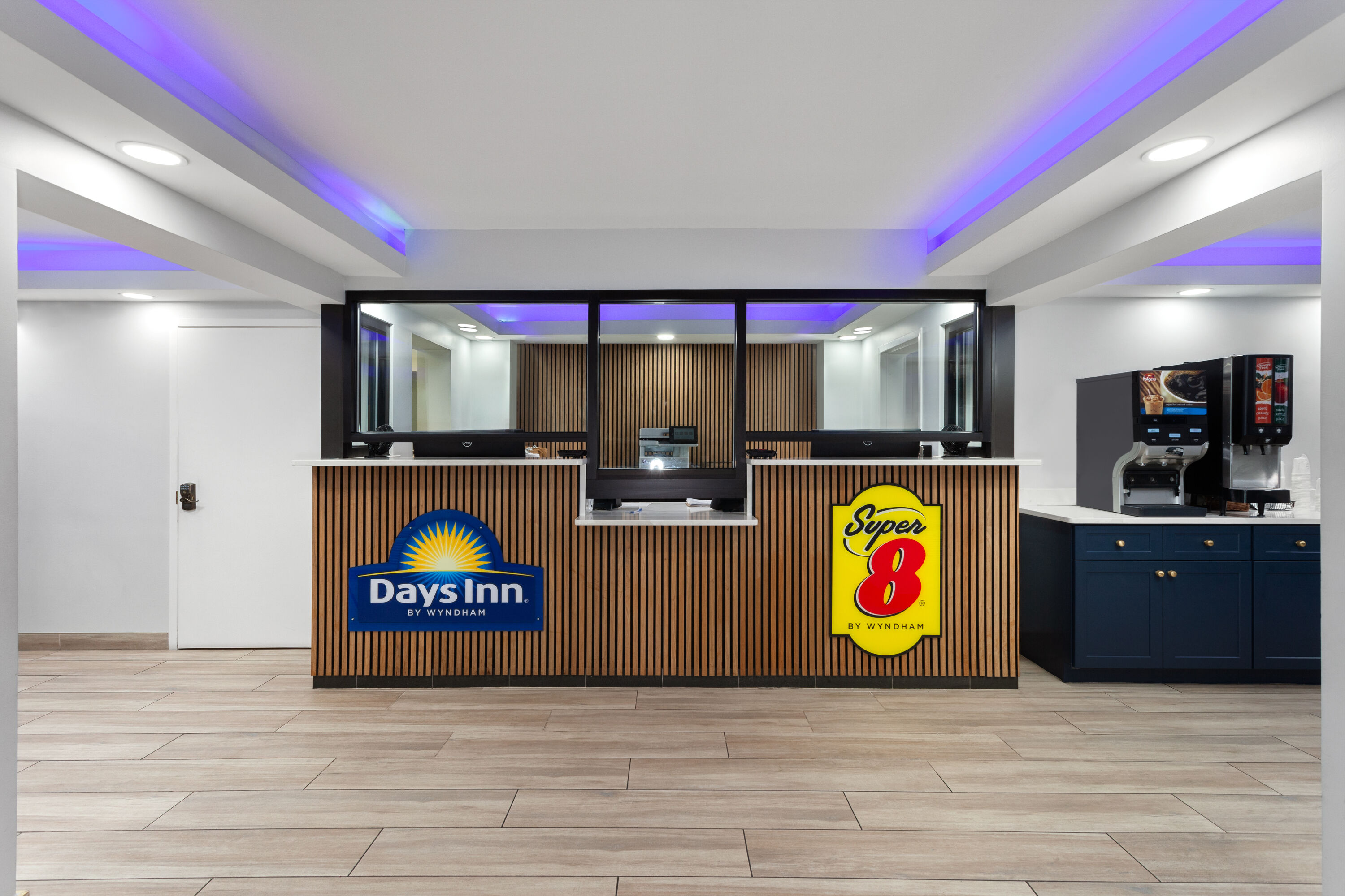 Super 8 by Wyndham Baltimore Northwest reception in Baltimore, Maryland
