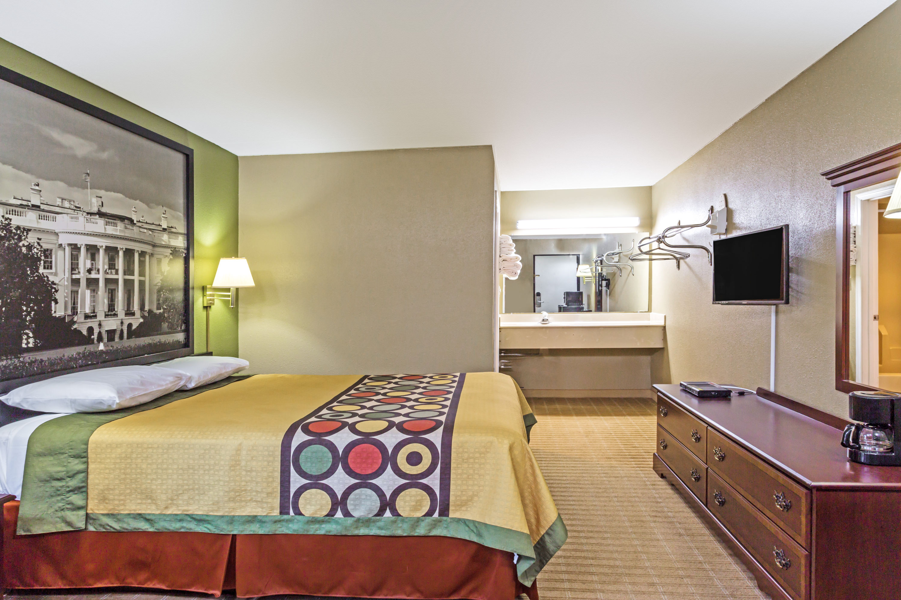 Super 8 by Wyndham Jessup  Baltimore Area Jessup  MD  Hotels