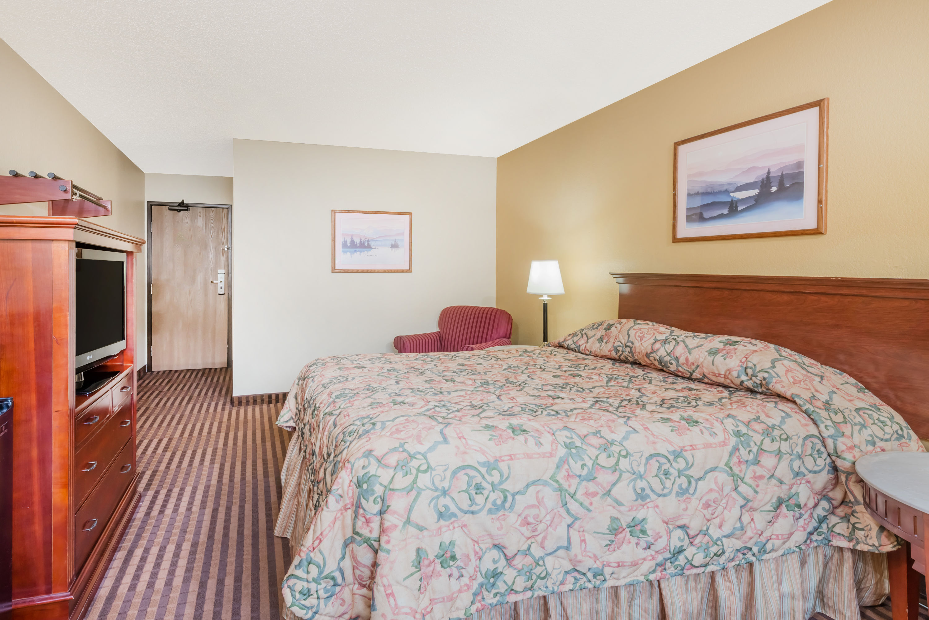 Guest room at the Super 8 by Wyndham La Vale/Cumberland Area in La Vale, Maryland
