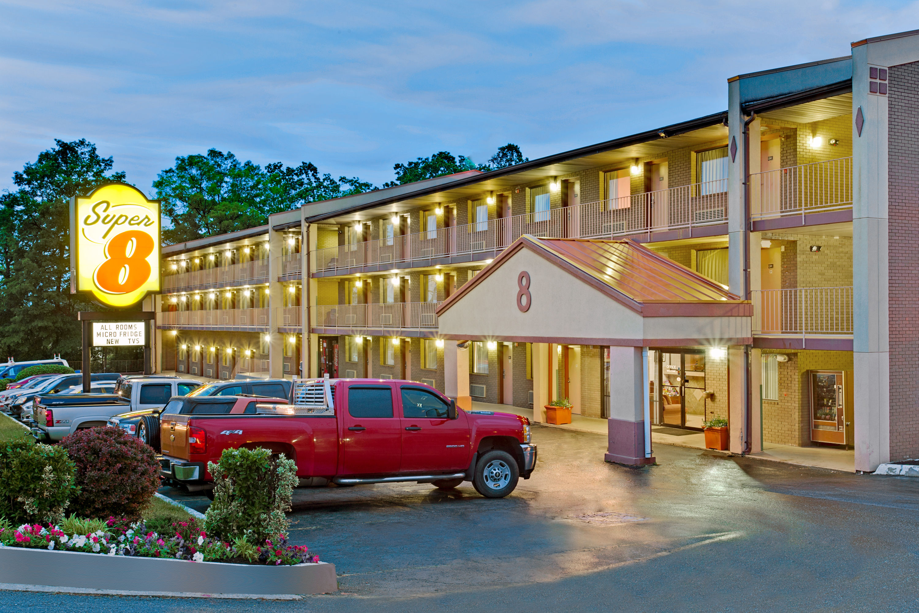 Super 8 By Wyndham Laurel Laurel Md Hotels