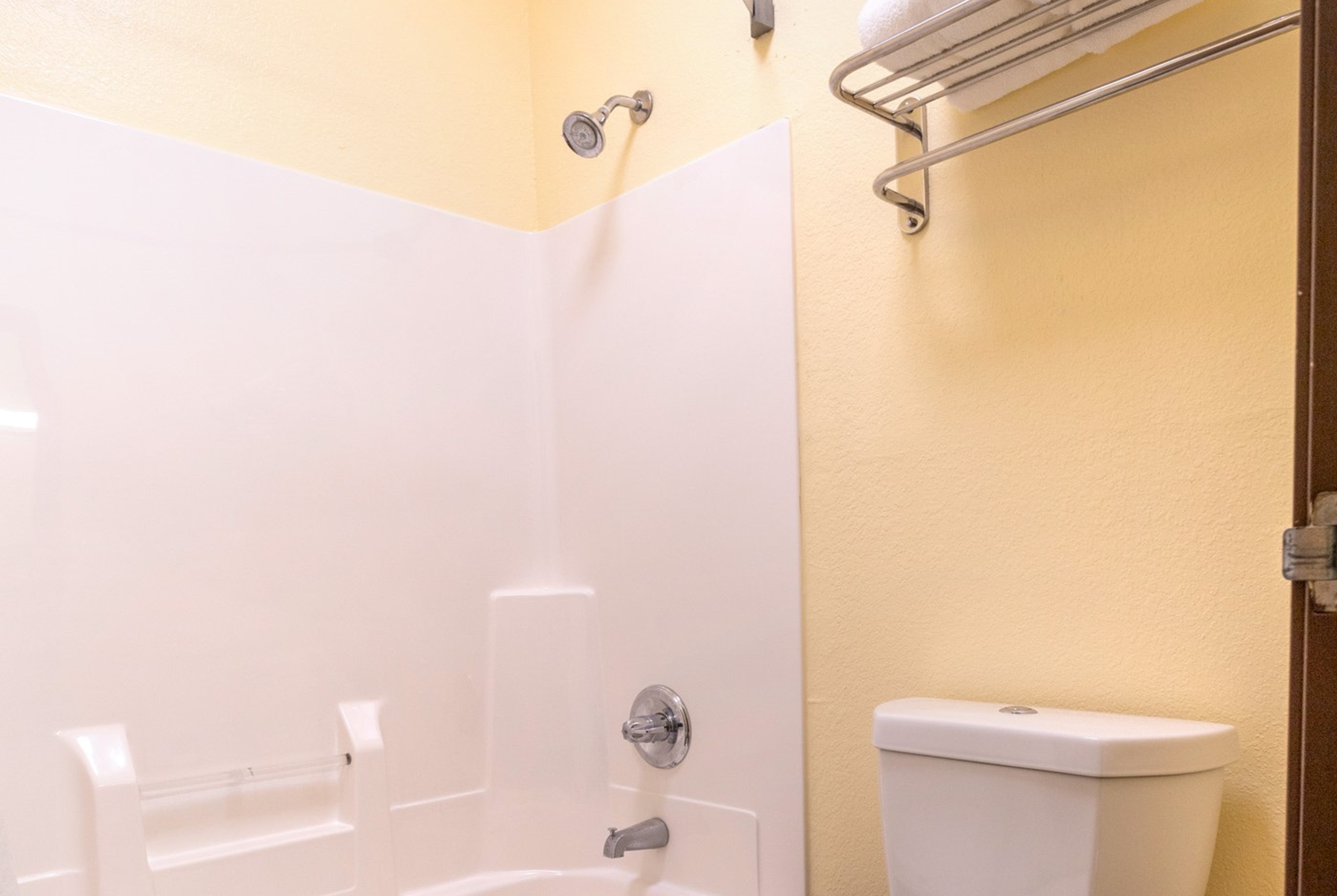 Guest room bath at the Super 8 by Wyndham Big Rapids in Big Rapids, Michigan