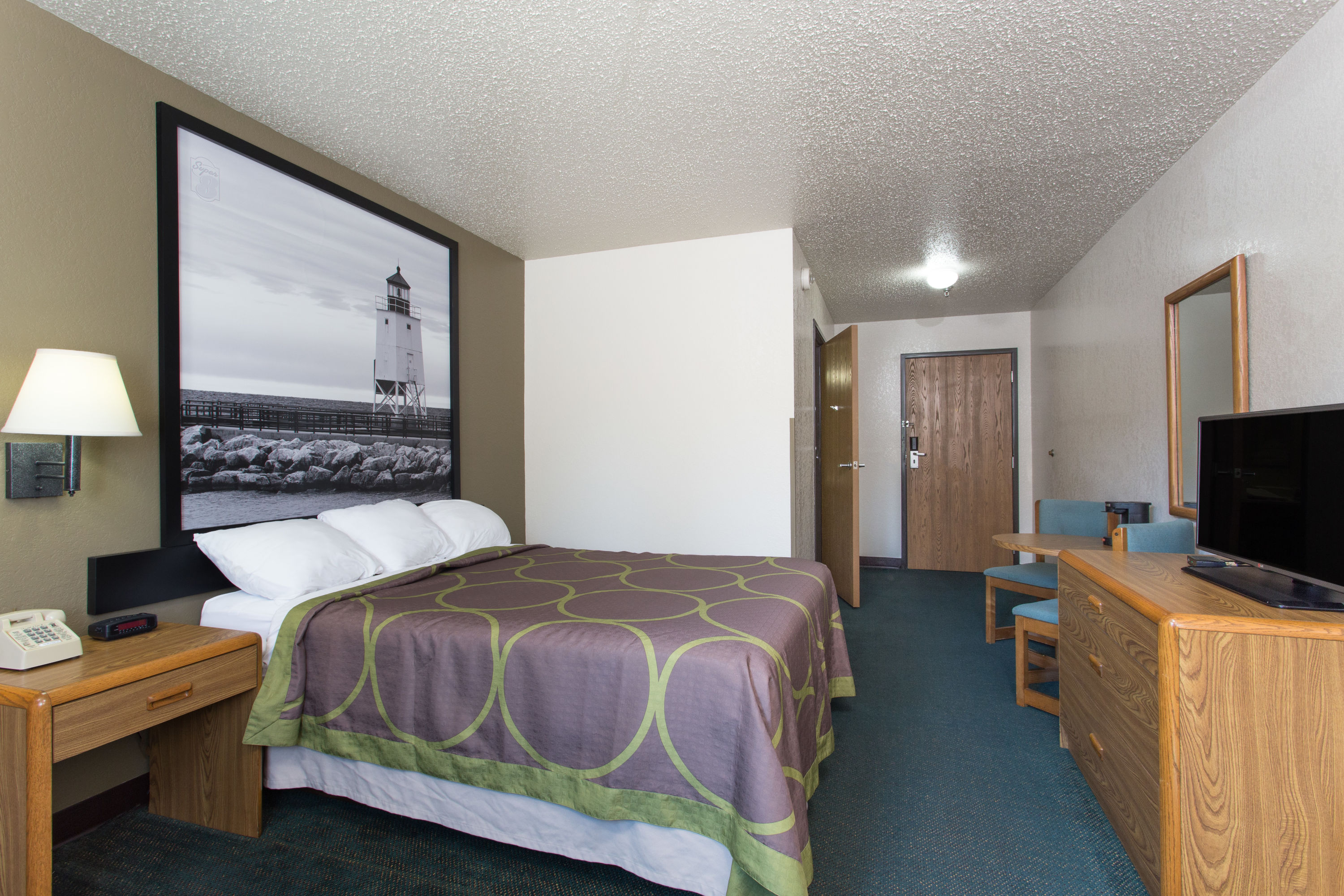 Super 8 By Wyndham Houghton Lake Houghton Lake Mi Hotels