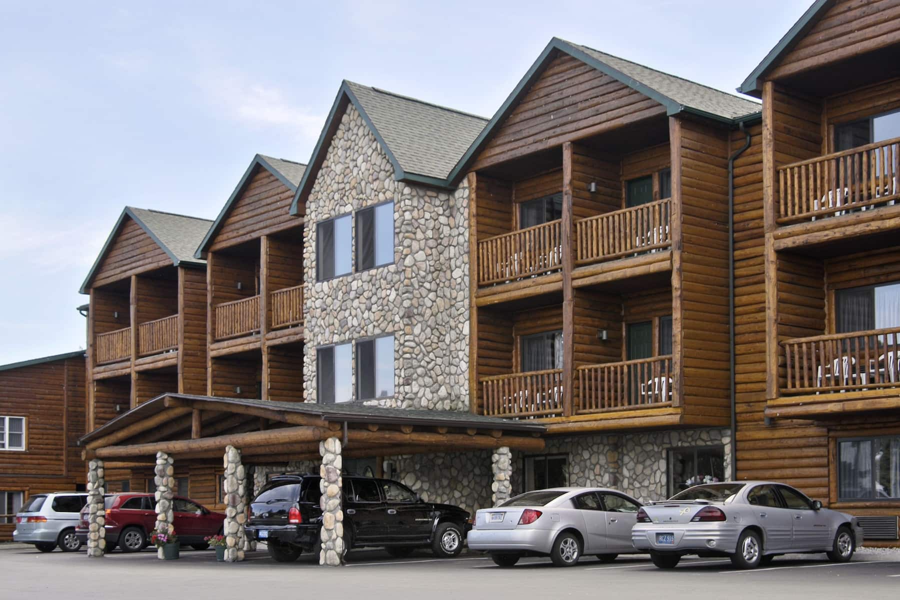 Super 8 by Wyndham Bridgeview of Mackinaw City | Mackinaw City, MI Hotels