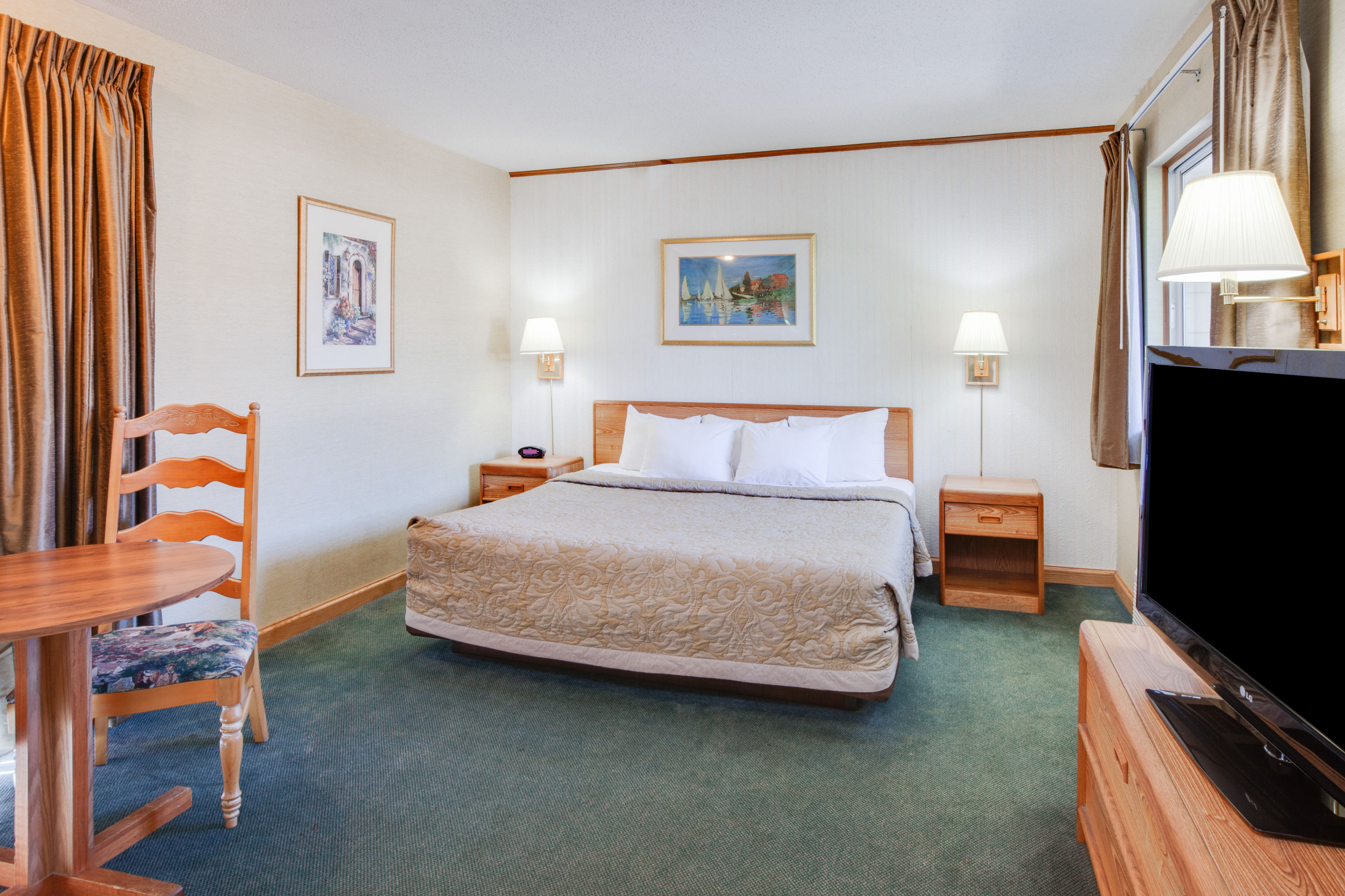 Super 8 By Wyndham Mackinaw City Beachfront Area