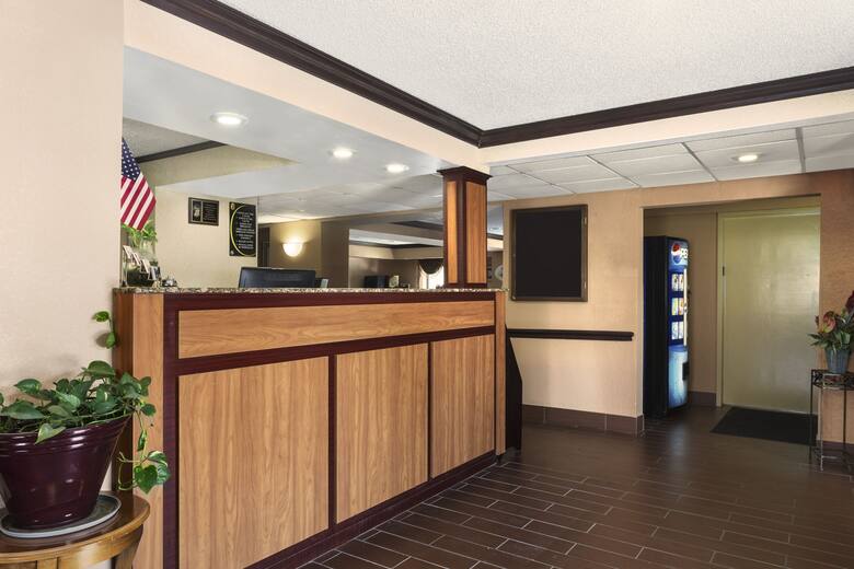 Super 8 Taylor/Detroit Area hotel lobby in Taylor, Michigan