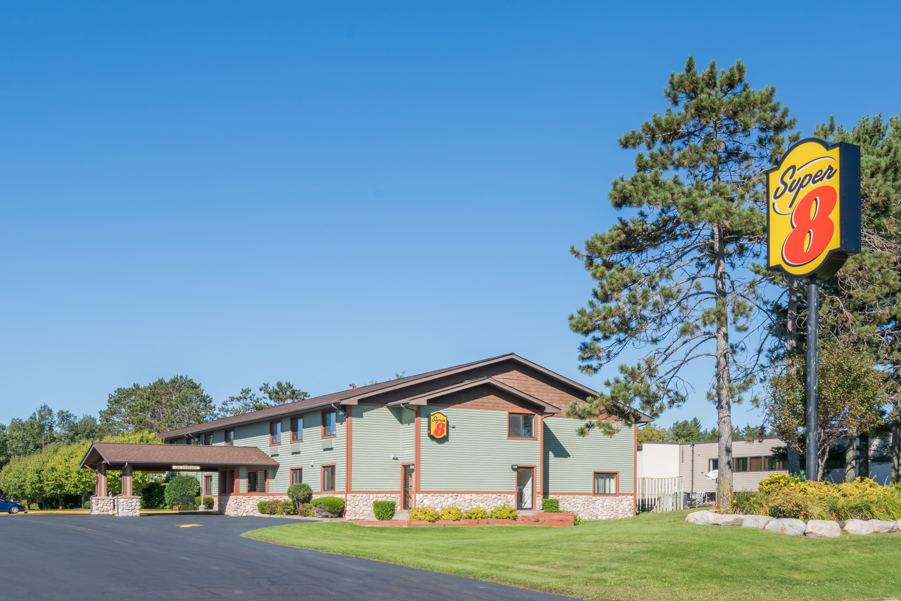 Super 8 by Wyndham Baxter/Brainerd Area Baxter, MN Hotels