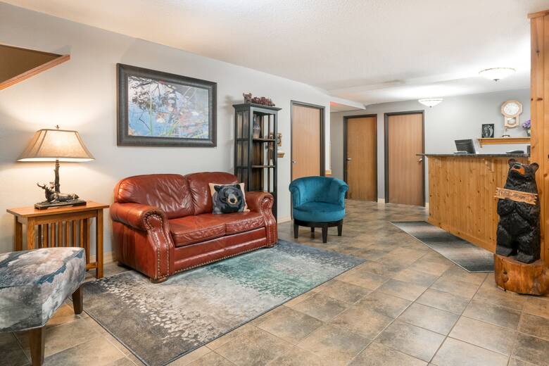 Super 8 Baxter/Brainerd Area hotel lobby in Baxter, Minnesota
