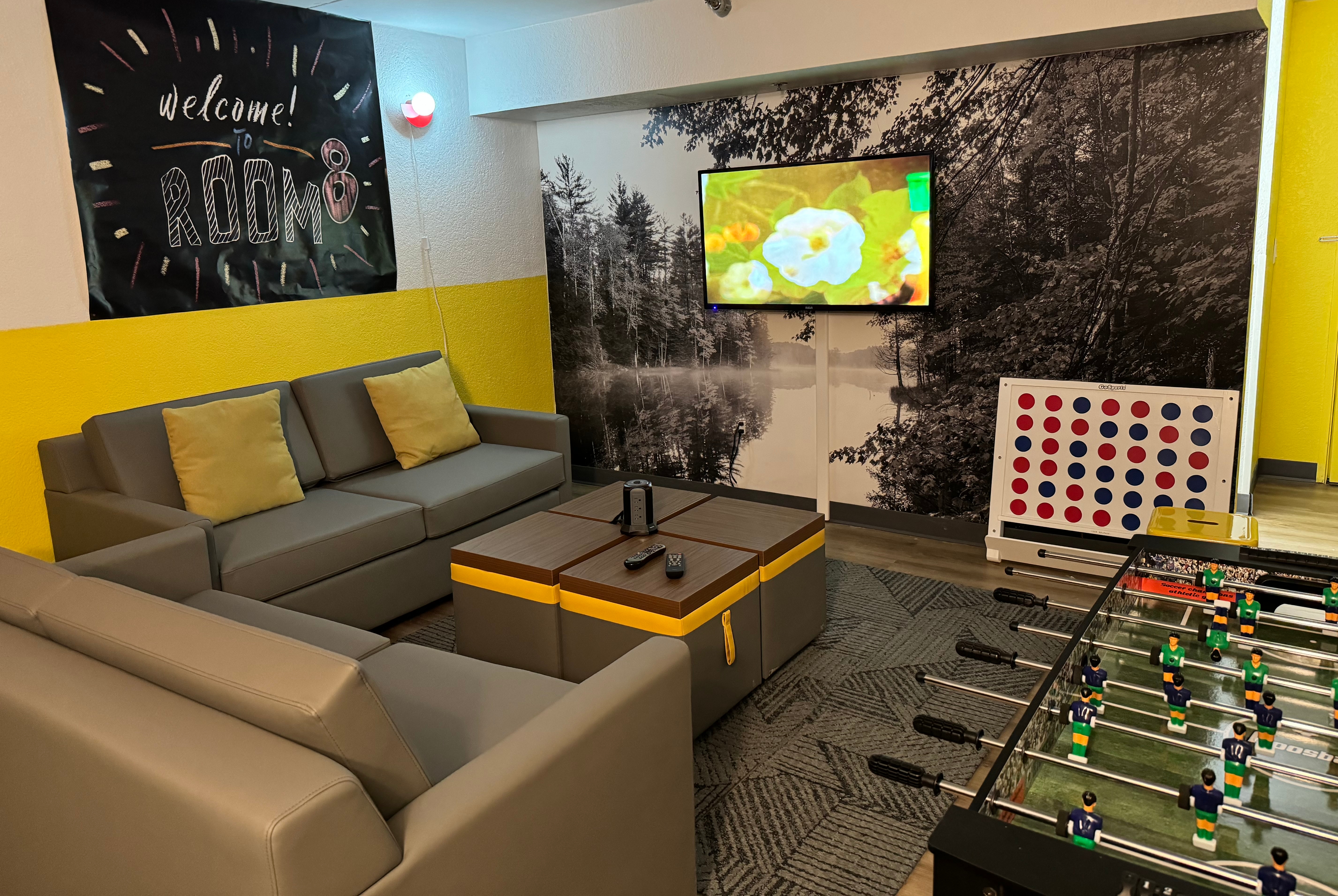 Guest room feature at the Super 8 by Wyndham Bloomington/Airport in Bloomington, Minnesota