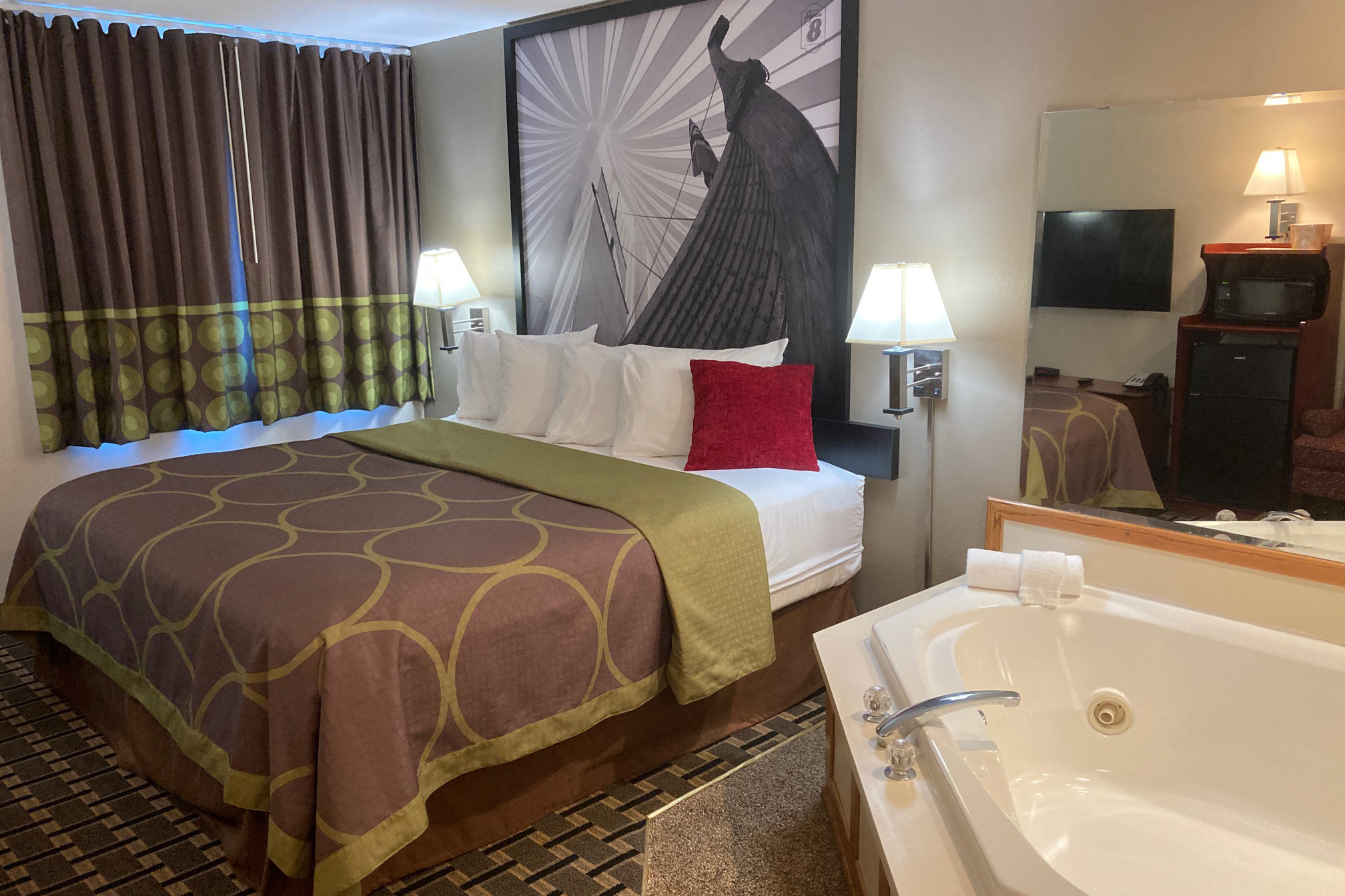 Super 8 by Wyndham Chisago City Chisago City, MN Hotels