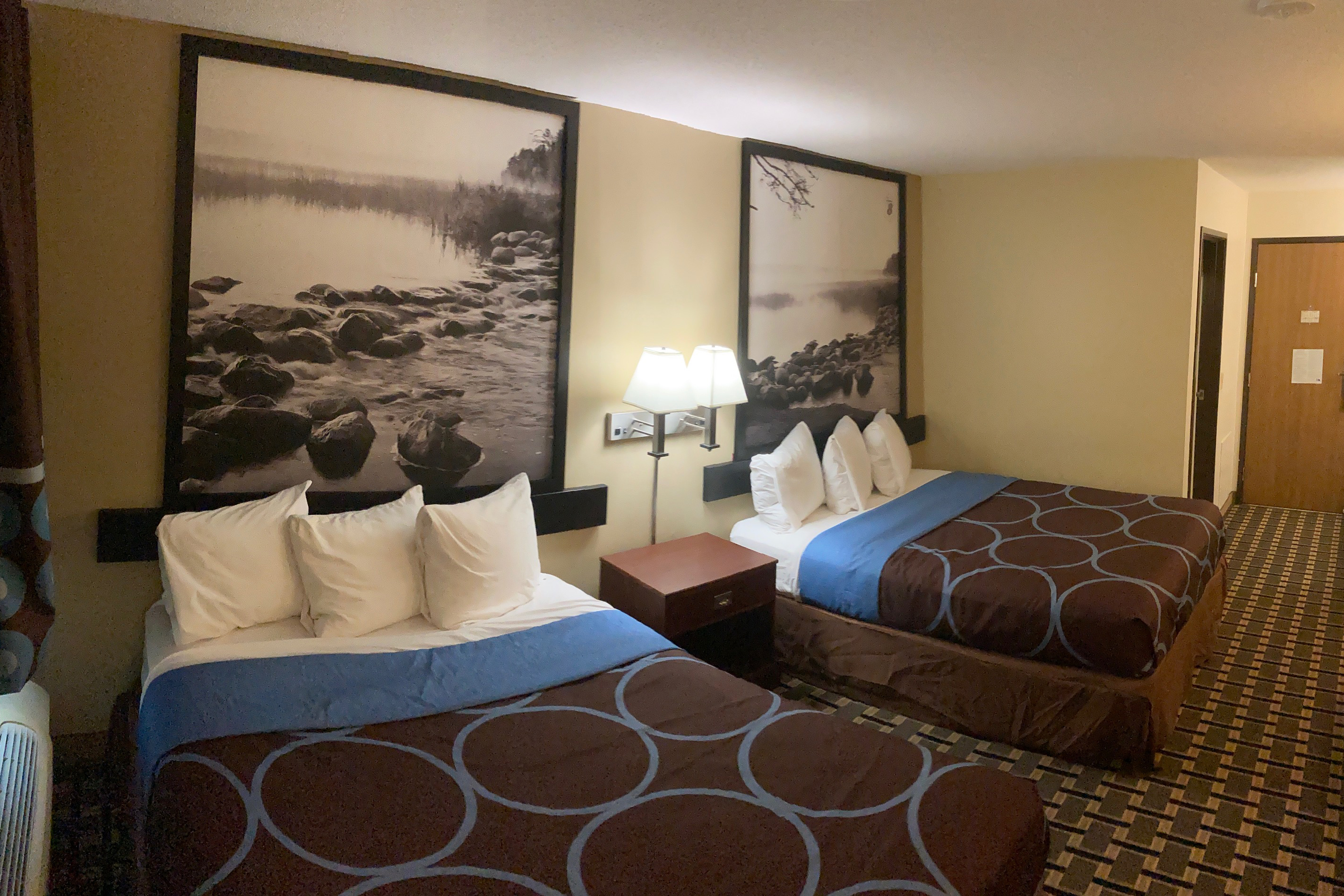 Guest room at the Super 8 by Wyndham Chisago City in Chisago City, Minnesota